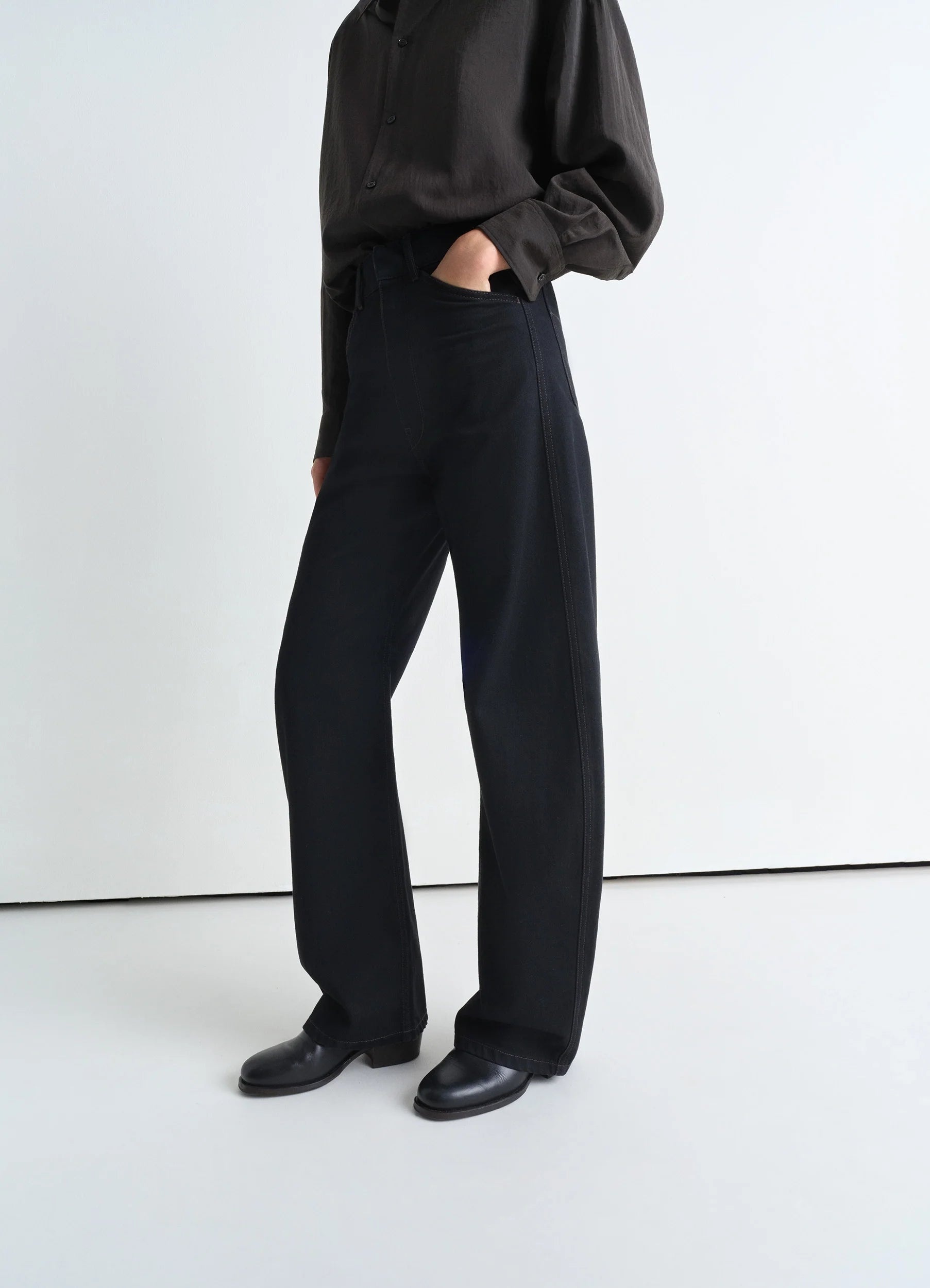 HIGH WAISTED CURVED PANTS - 3