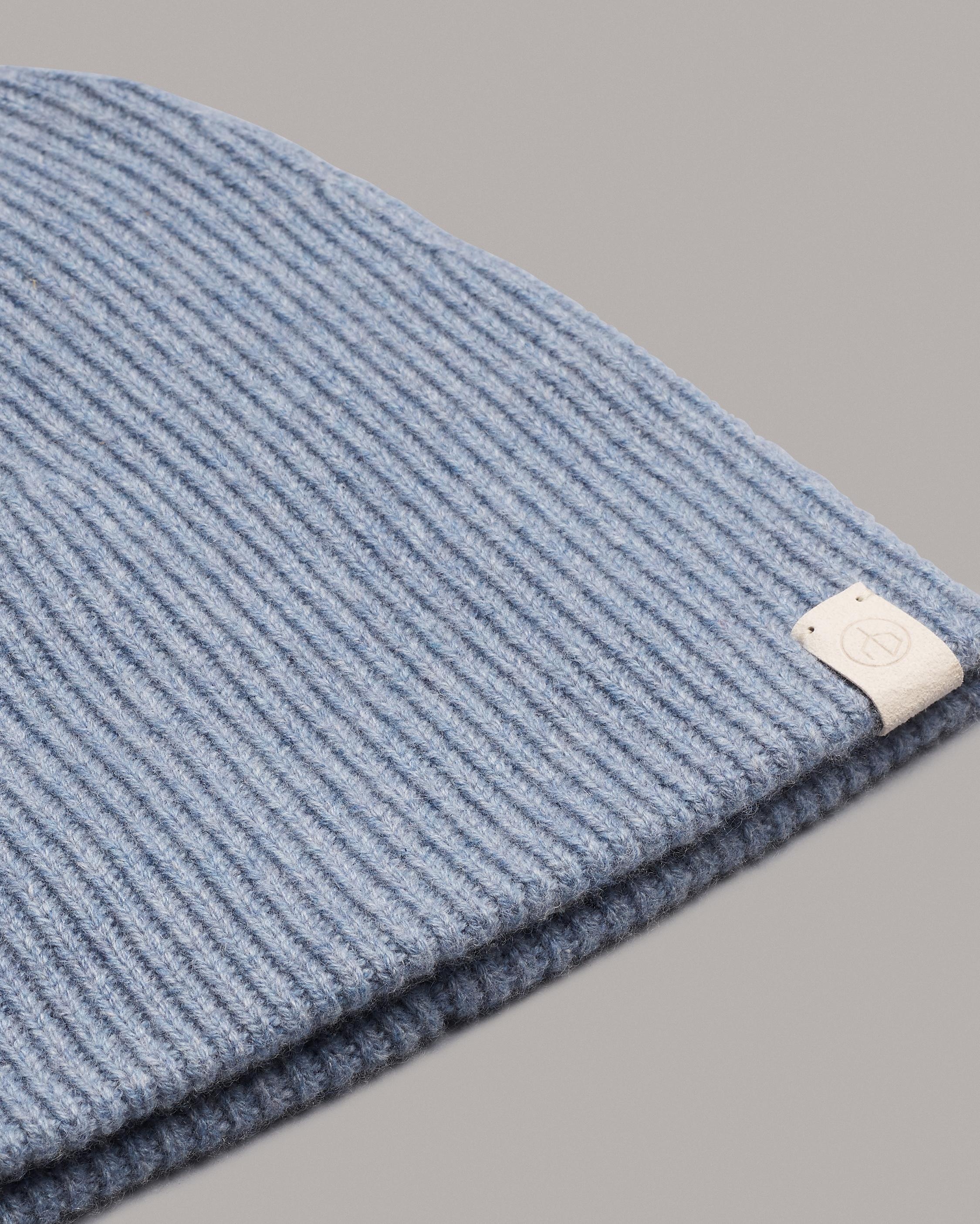 Ace Beanie
Cashmere Hat - 2