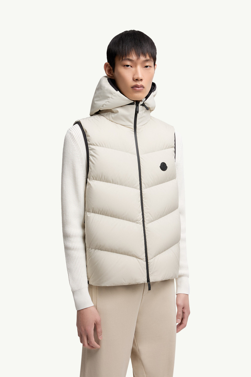 Guersac Diagonal-Quilted Hooded Down Vest 3