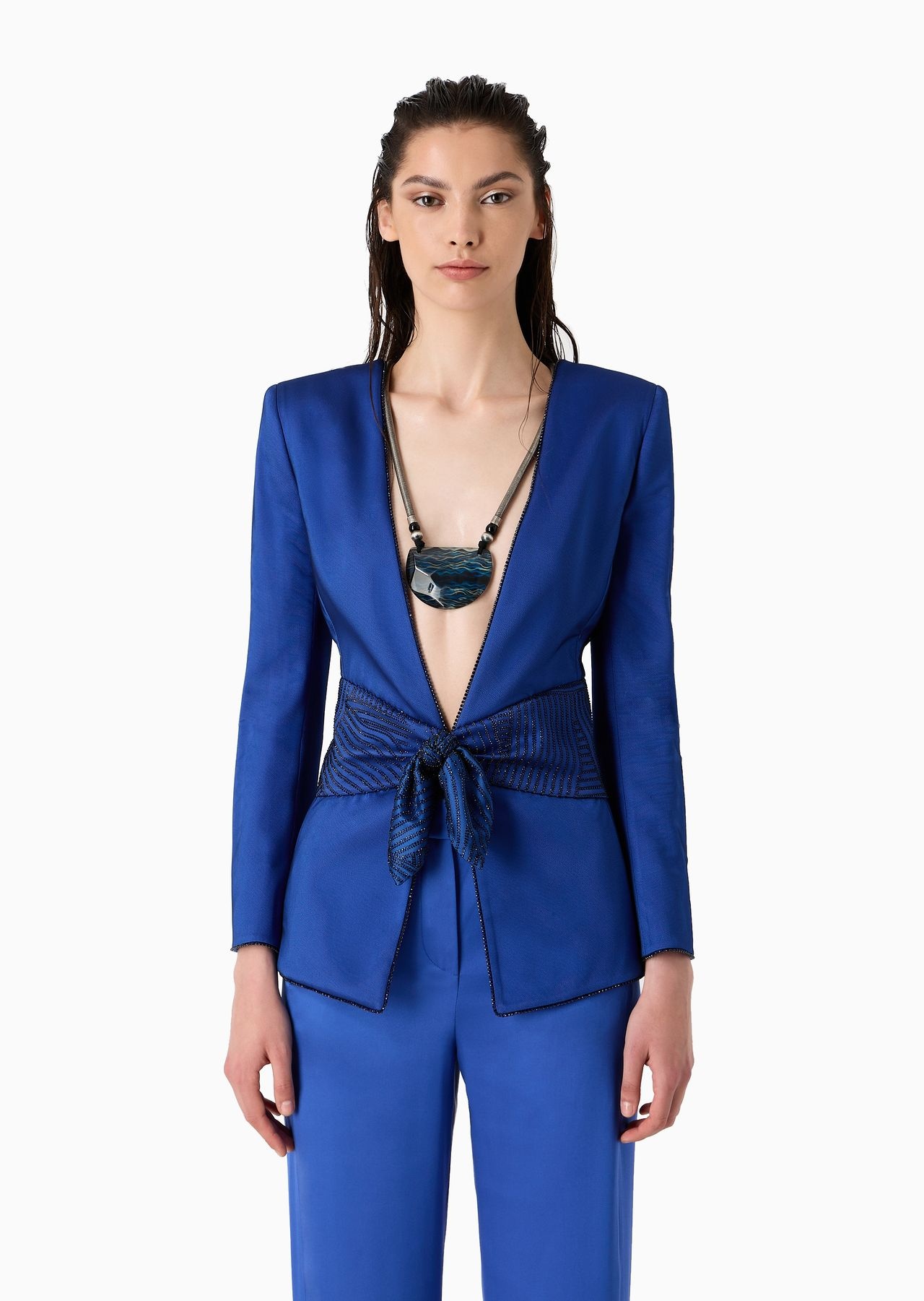 Silk, single-breasted jacket with embroidered belt - 2