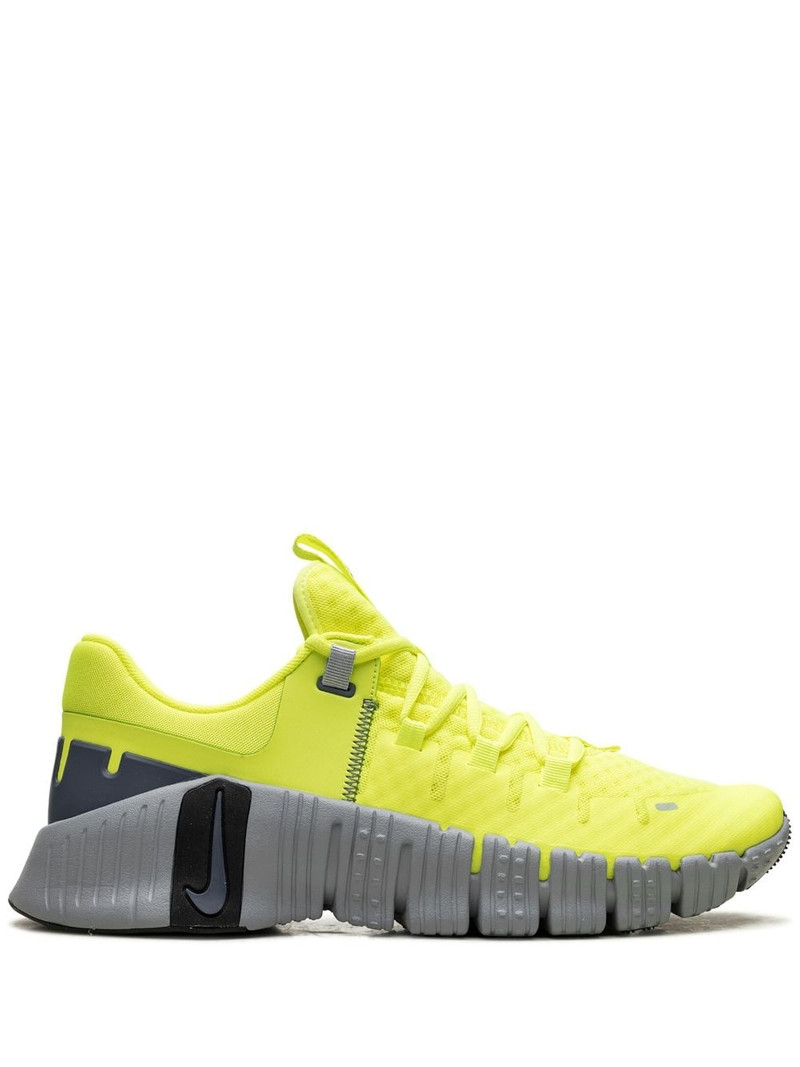Free Metcon 5 "Volt/Wolf Grey" sneakers 1