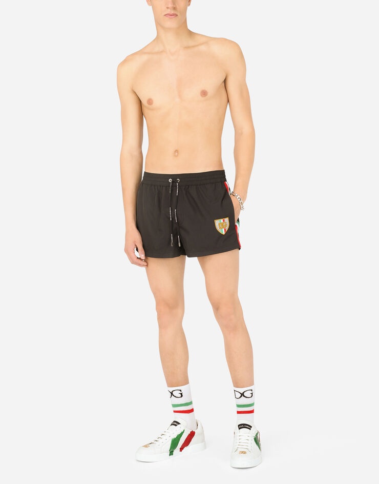 Short swim trunks with DG patch - 2