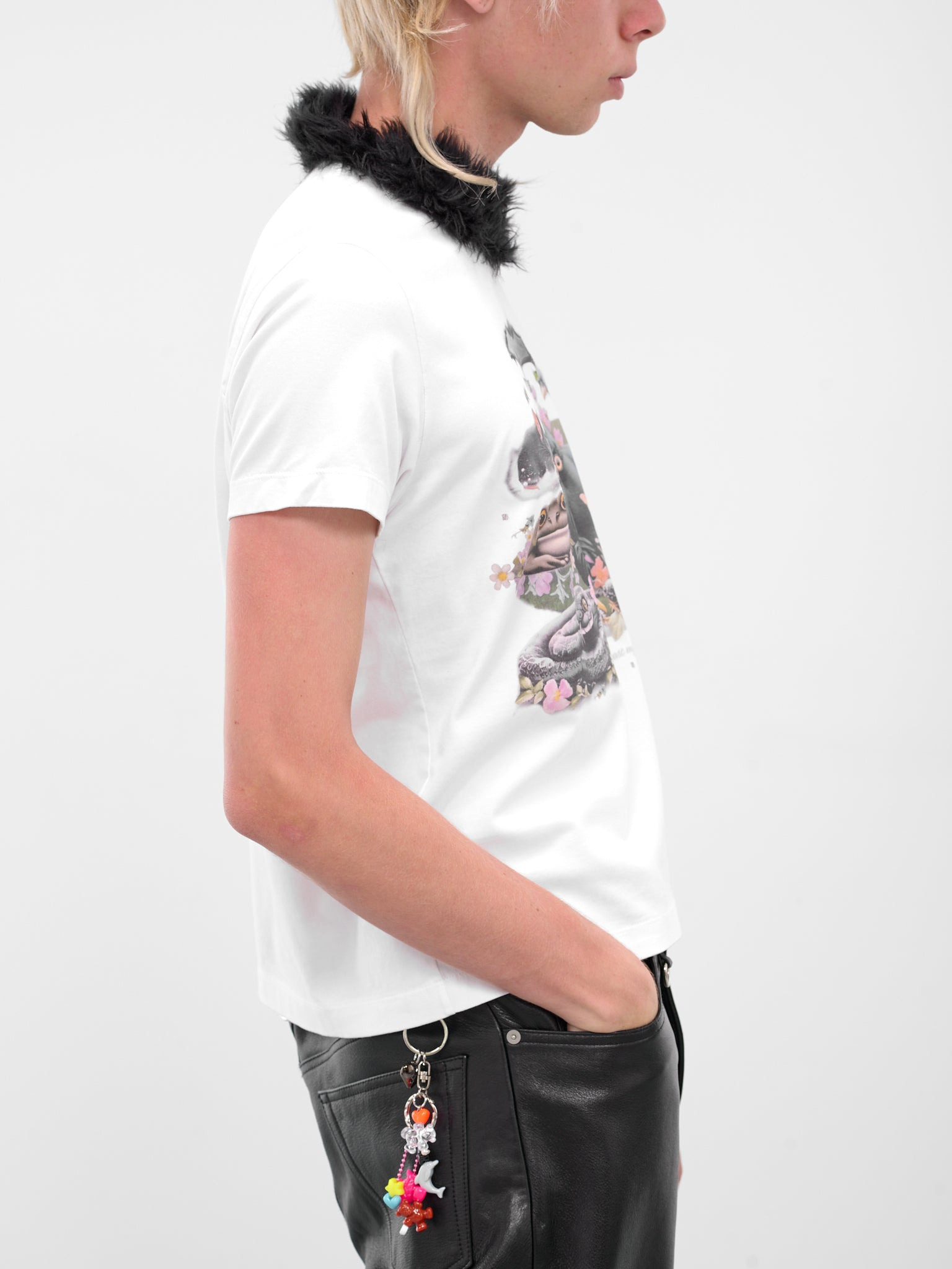 White Fur Trim Graphic Tee - 4