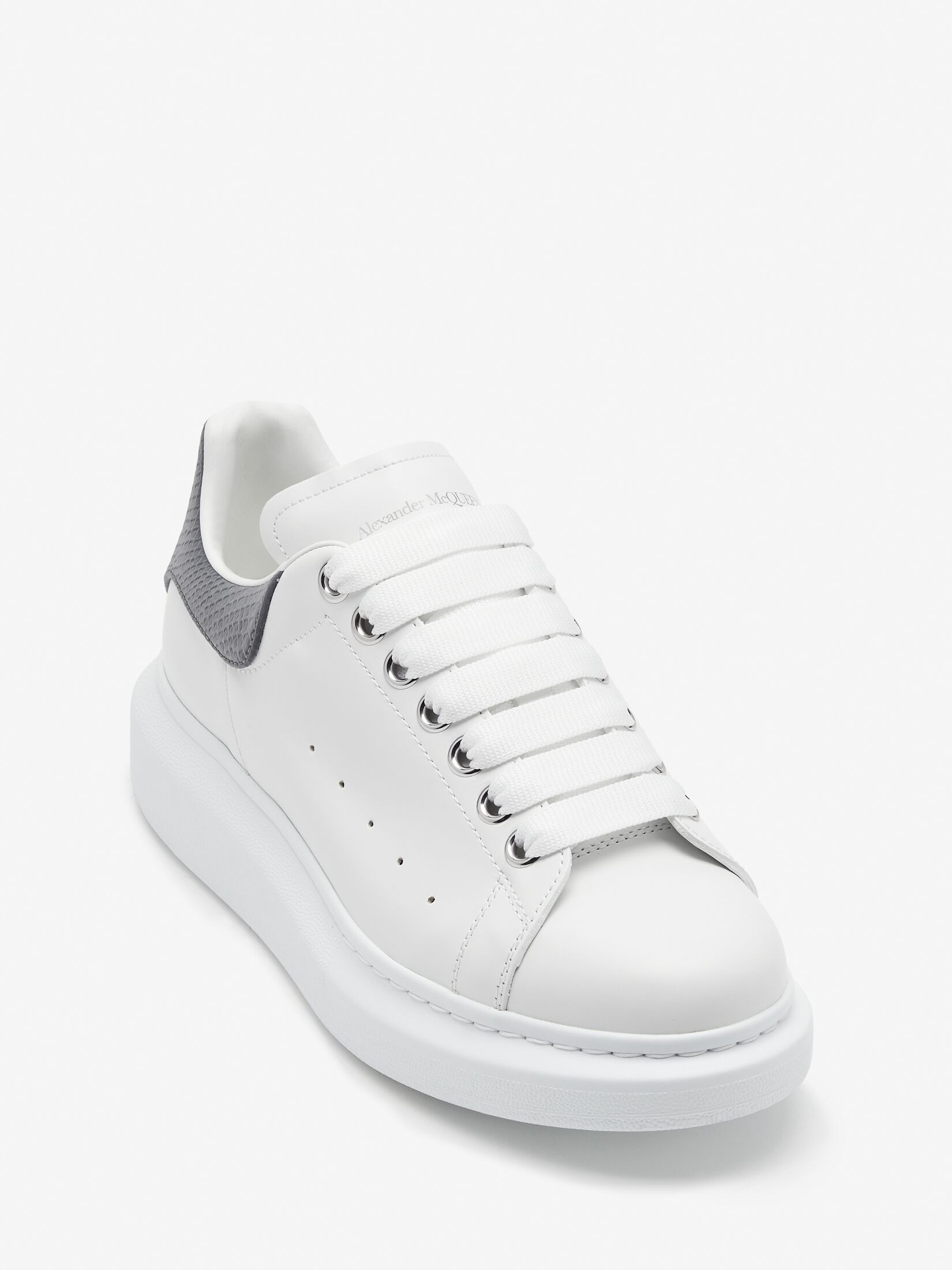 Women's Oversized Sneaker in White/grey - 5