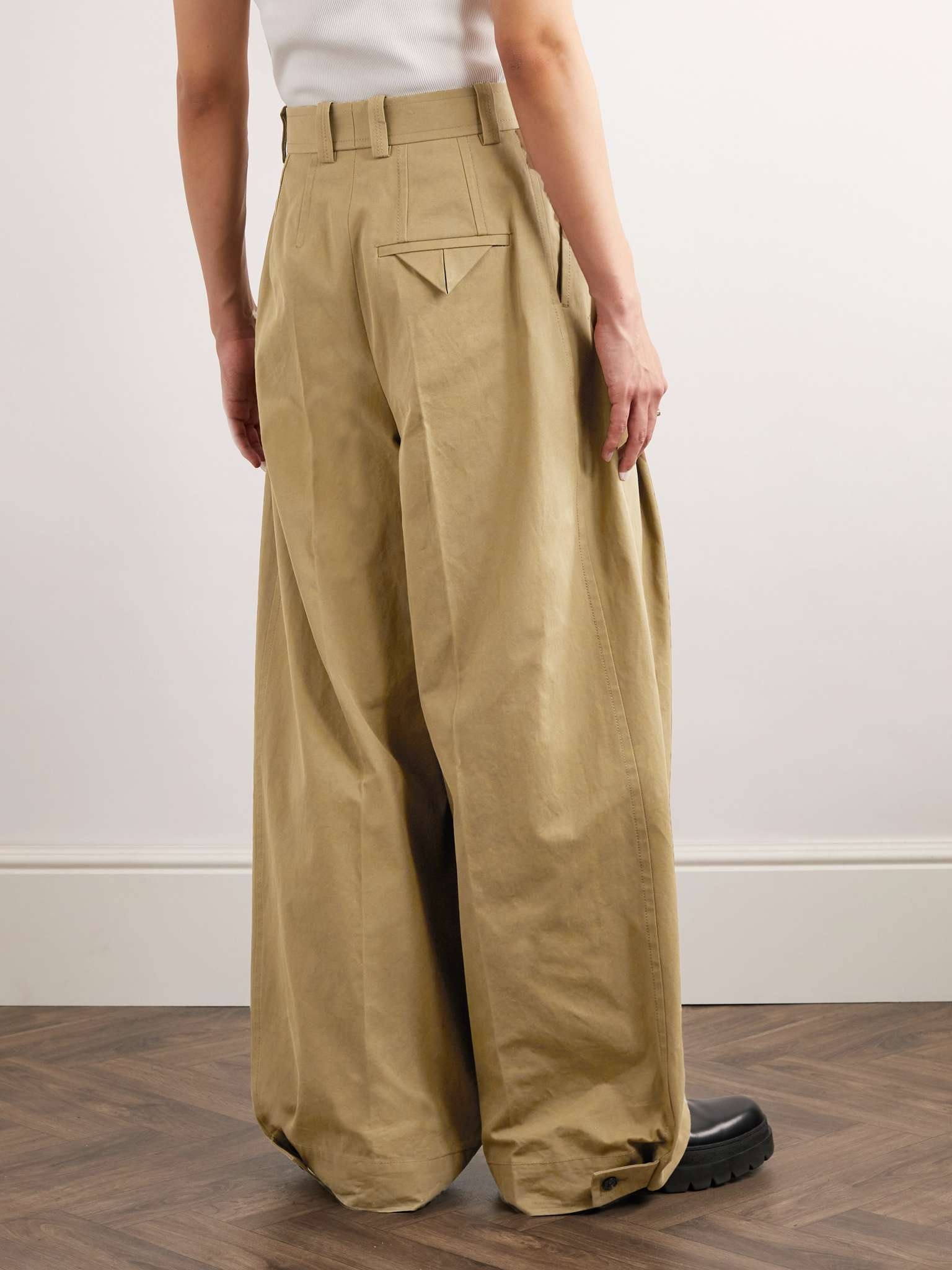 Wide-Leg Pleated Cotton-Garbadine Trousers - 4