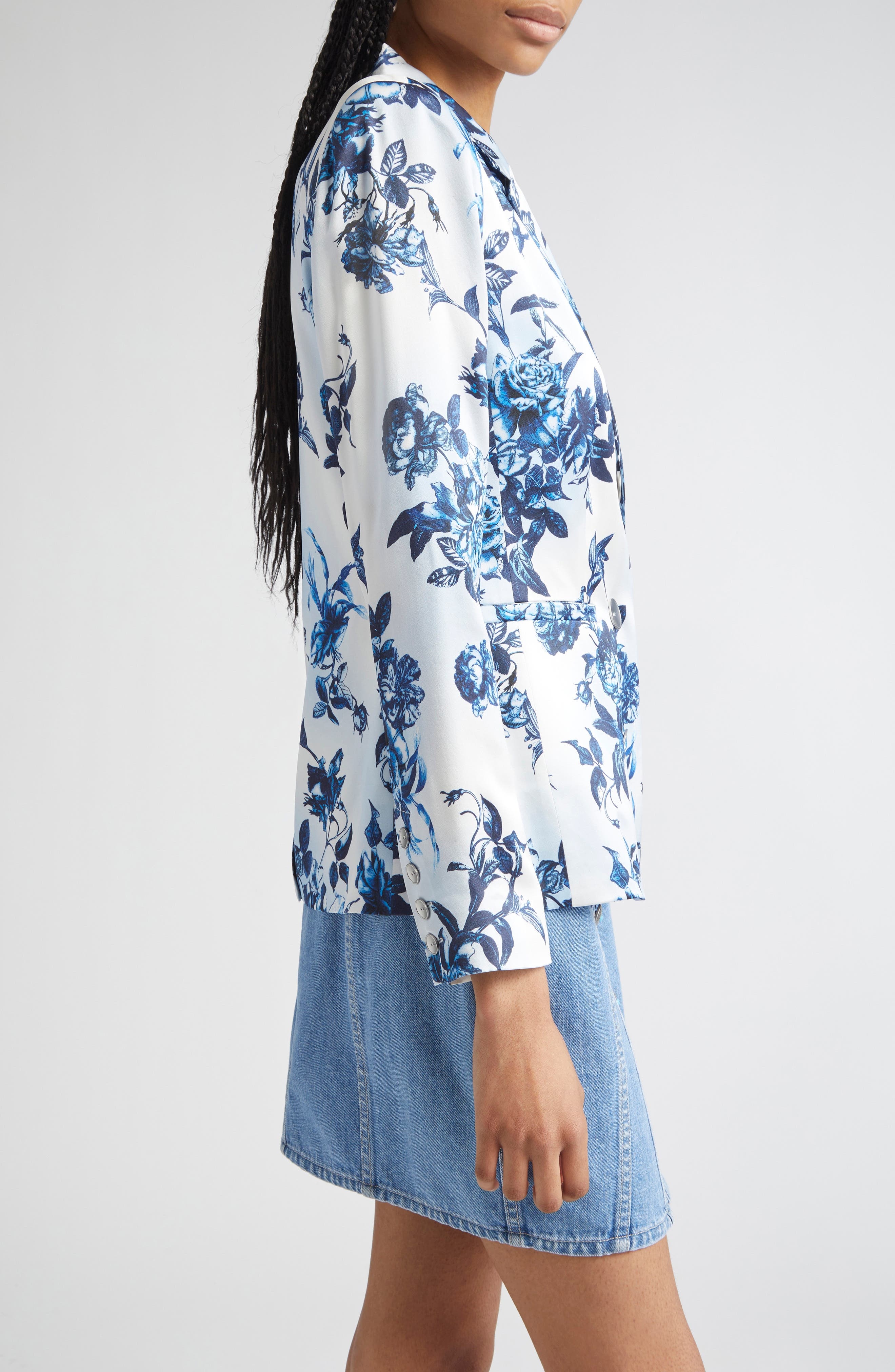 L'AGENCE Colin Floral Double Breasted Silk Blazer in White/Blue Painterly Floral at Nordstrom - 3