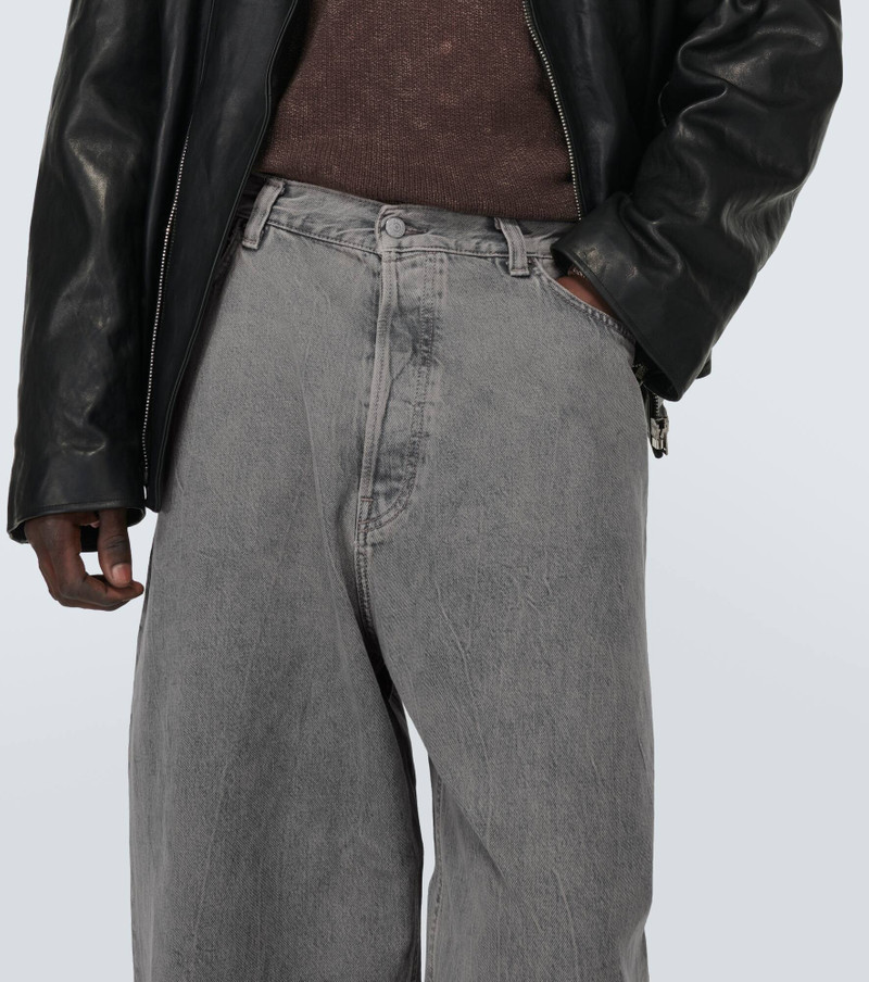 1981M low-rise wide-leg jean 5