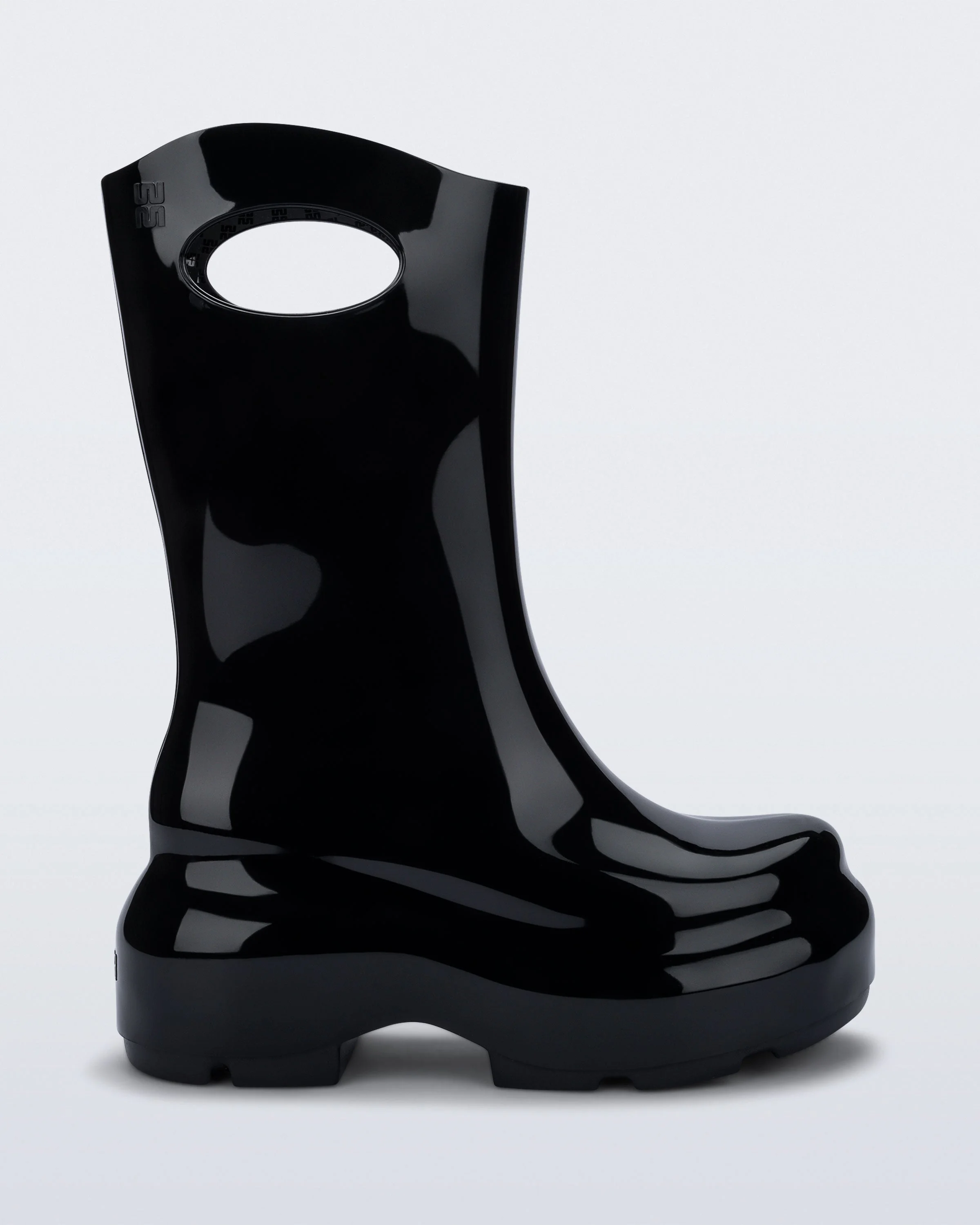 Ultra Boot - 1