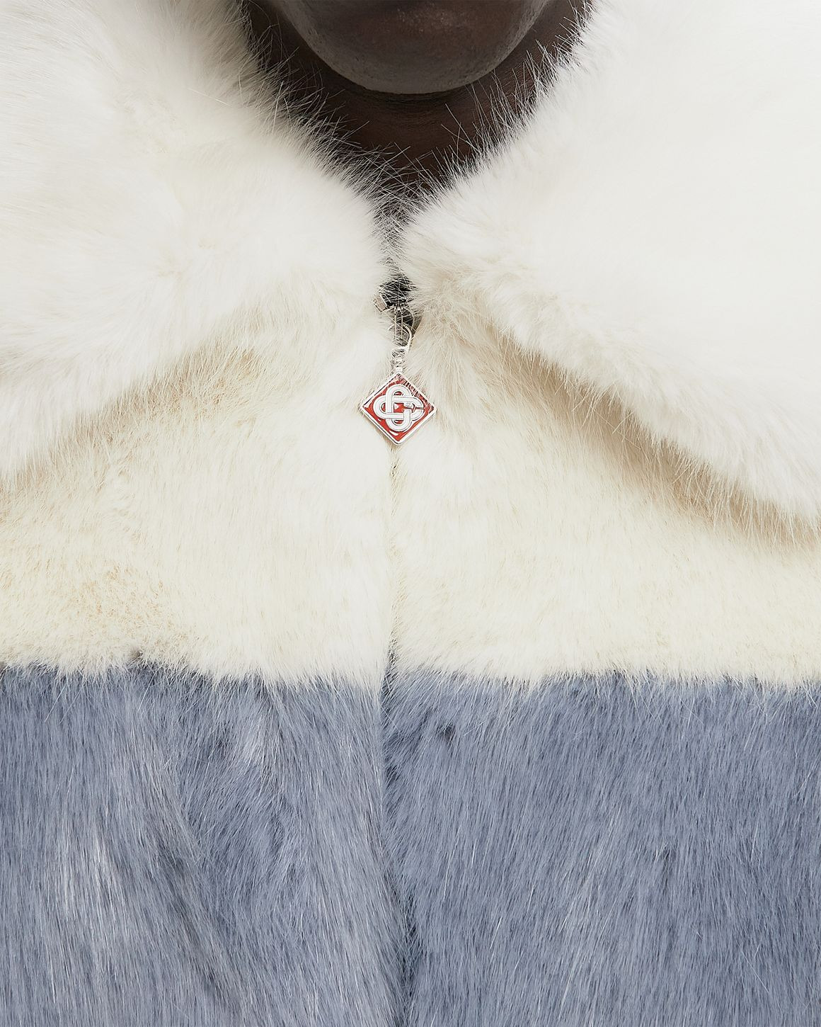FUR COAT - 4