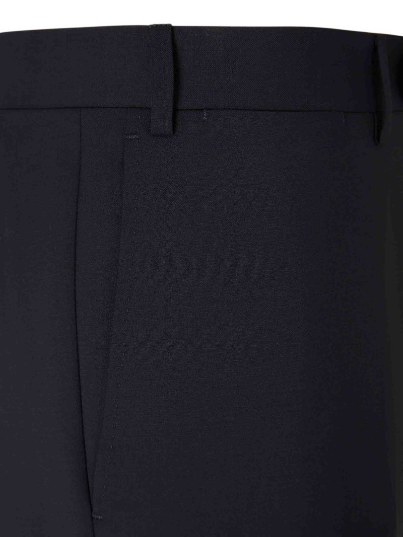 Lapel Two-Button Suit 5