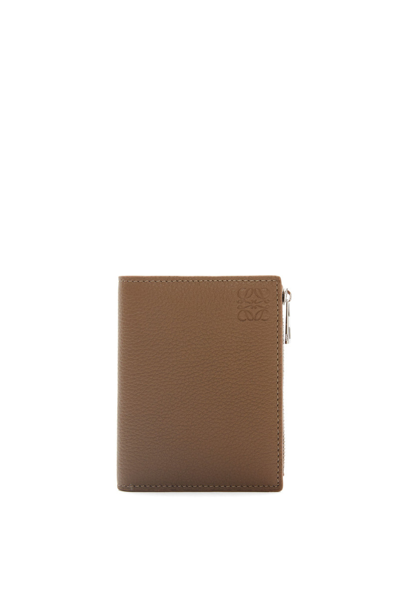 Slim compact wallet in soft grained calfskin 1
