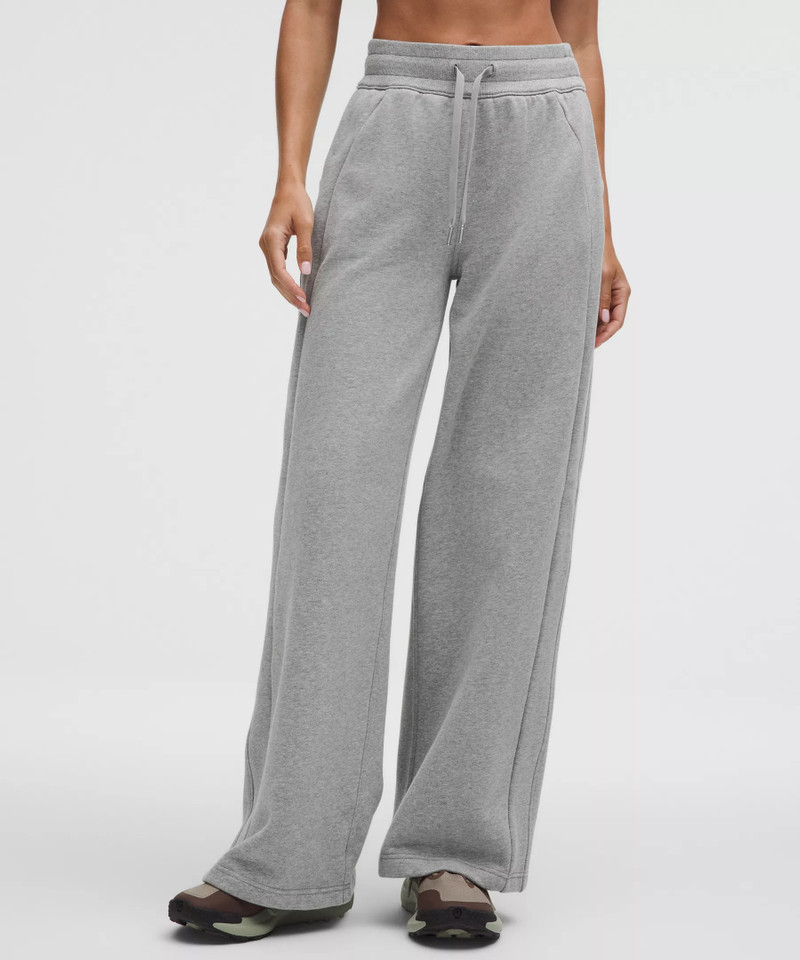 lululemon Scuba Mid-Rise Wide-Leg Pant *Short outlook
