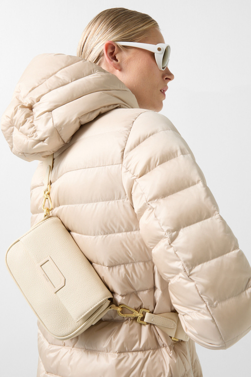 Pontresina Nera Shoulder bag in Off-white 7