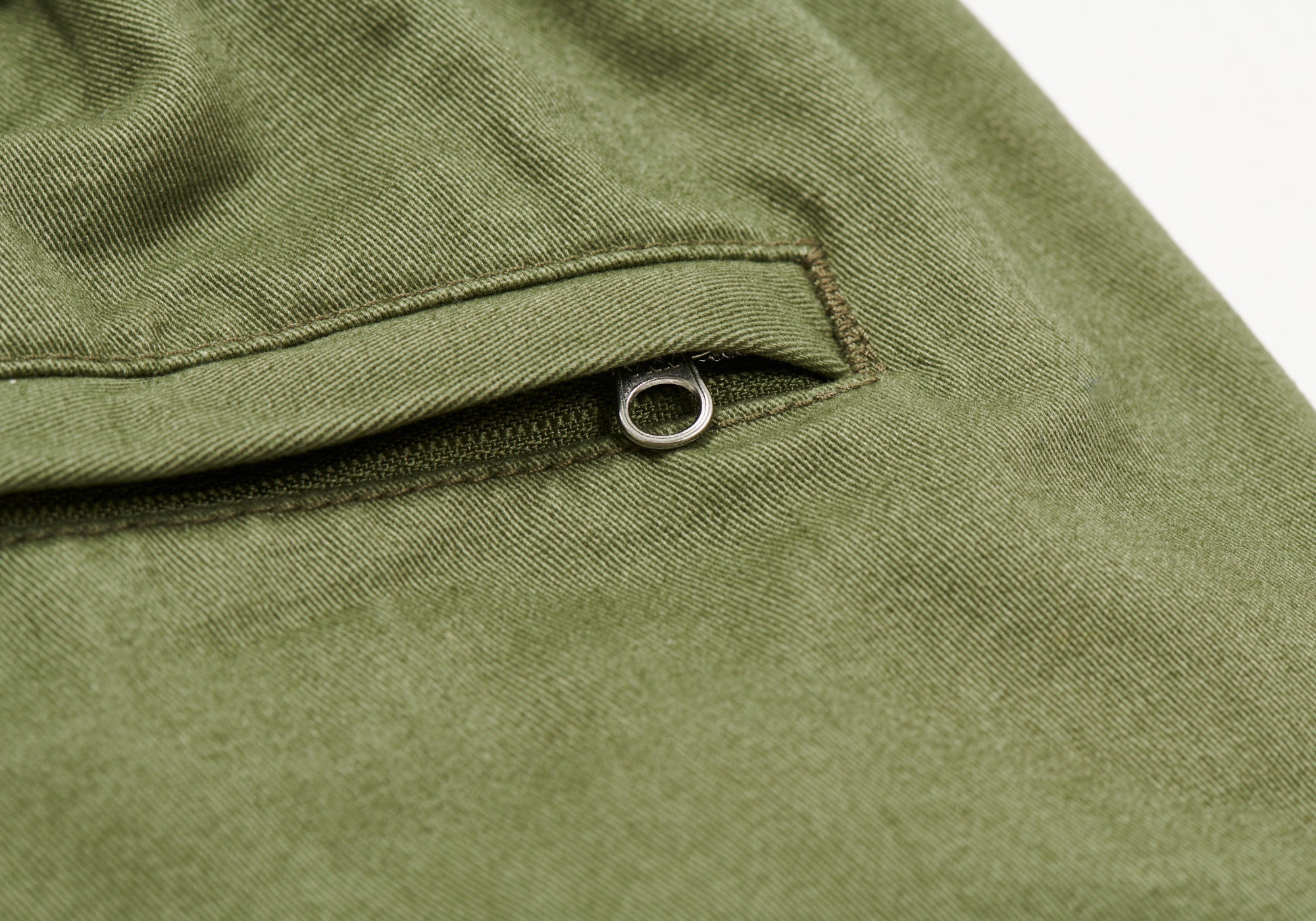 BASICALLY A WASHED COTTON SHORT OLIVE - 5