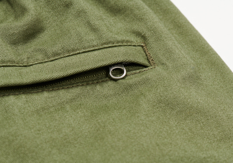 BASICALLY A WASHED COTTON SHORT OLIVE 5