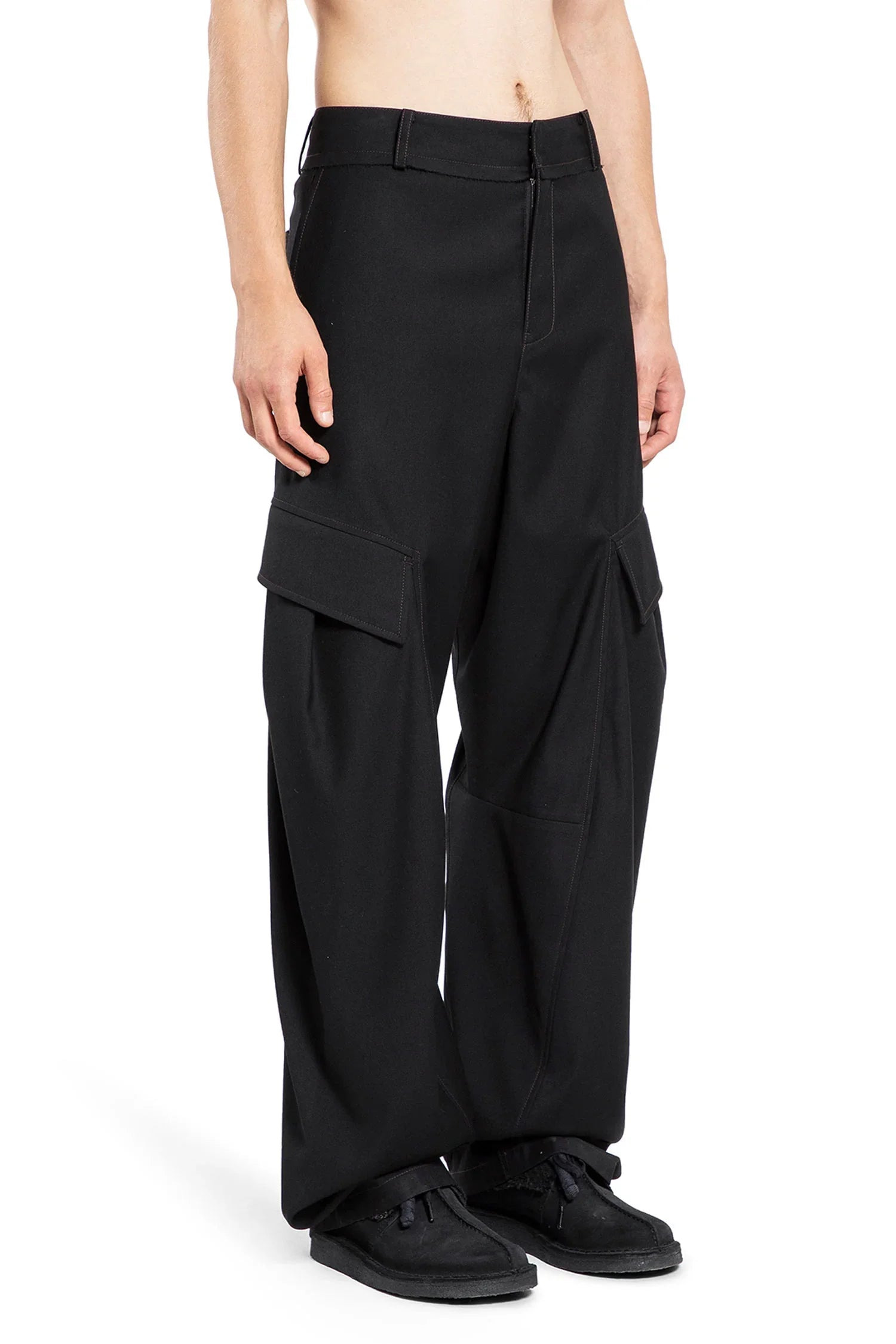 Curved-Cargo-Trousers - 2