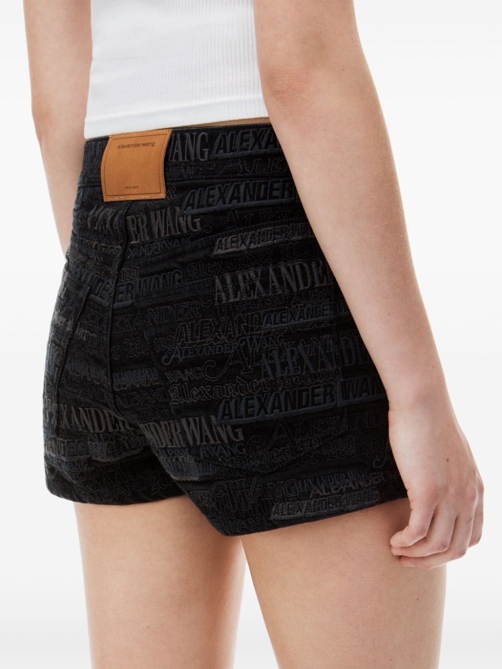 logo-embroidered denim shorts - 5