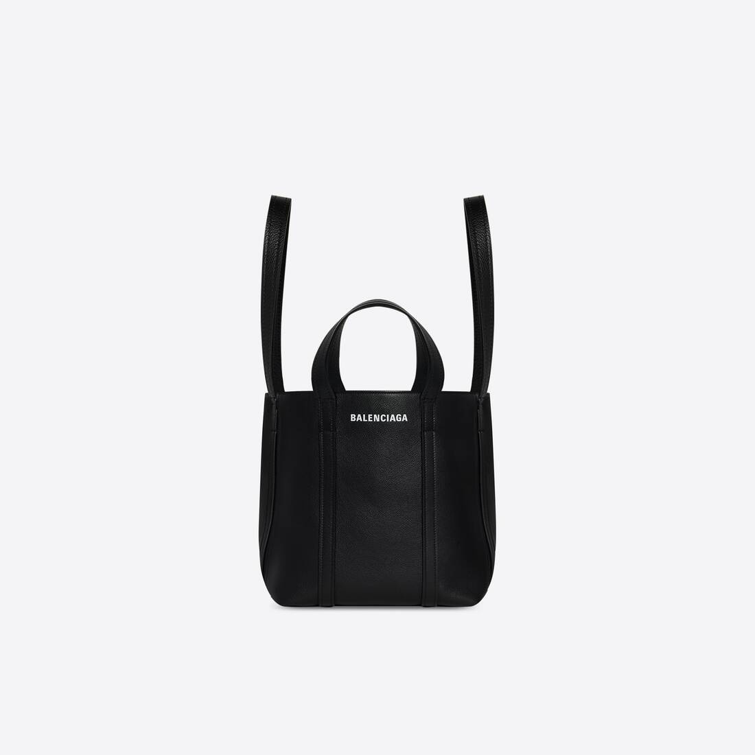 Everyday Xl East-west Shoulder Tote Bag In Grained Calfskin  in Black - 1