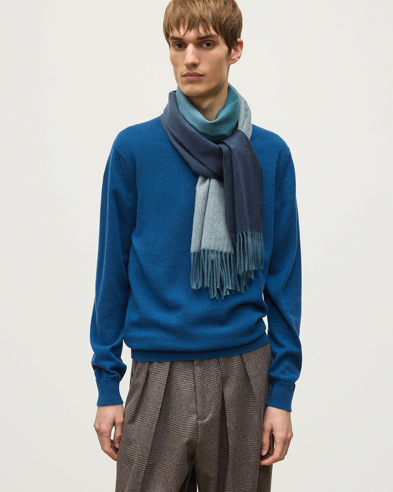 Umbra Ombré Blue Cashmere Scarf 3