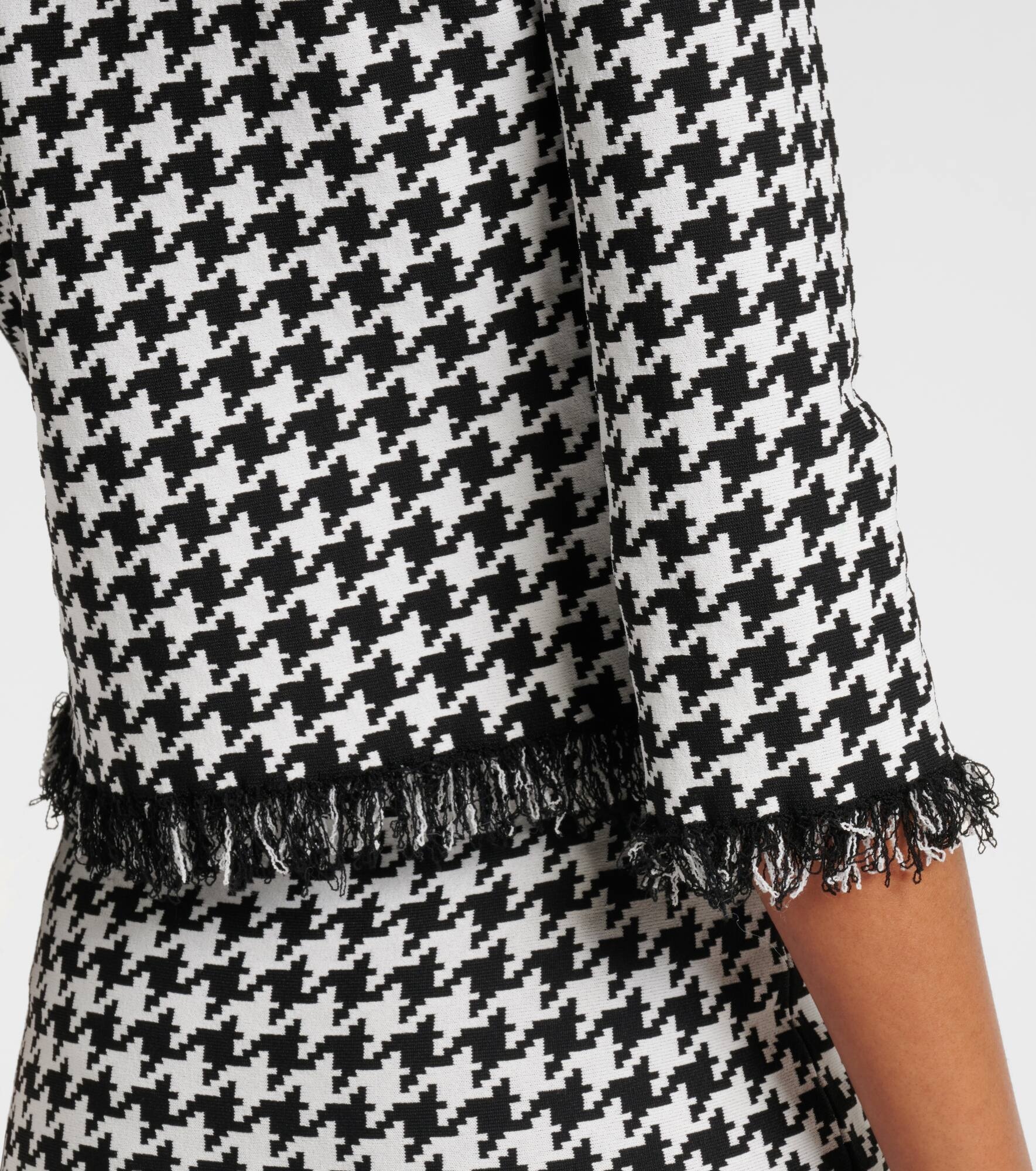 Houndstooth fringed jacquard cardigan - 5