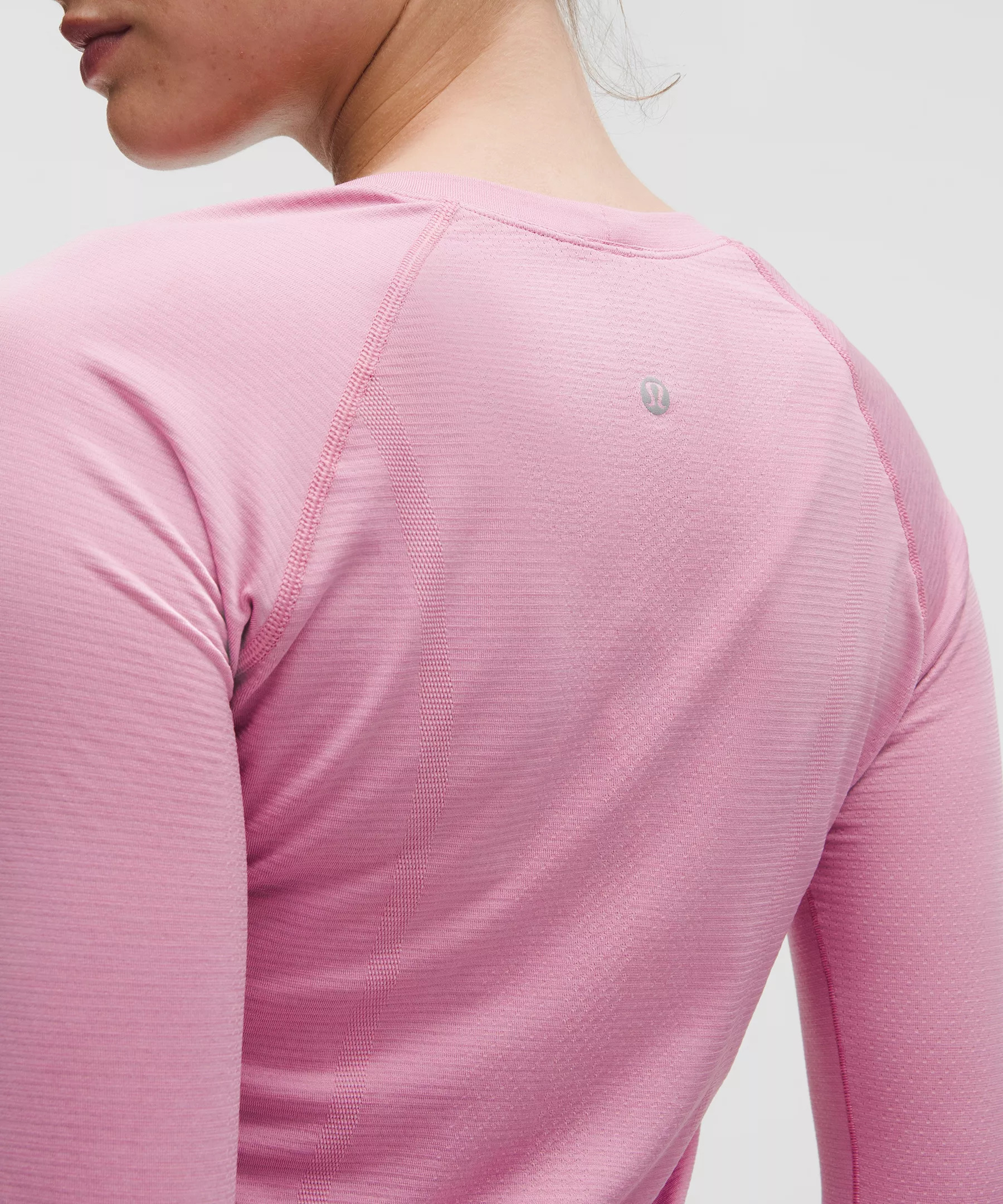 Swiftly Tech Long-Sleeve Shirt 2.0 *Hip Length - 7