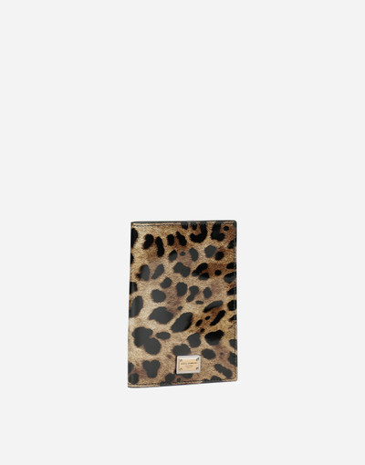 Dolce & Gabbana Polished calfskin passport holder with leopard print outlook