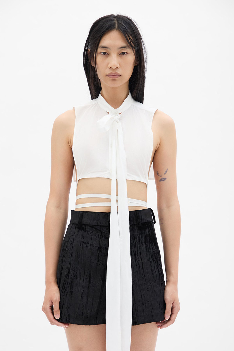 Cyra Plastron with Foulard 1