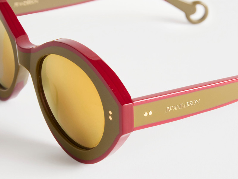 JW Anderson JWA07 BUMPER SUNGLASSES IN KHAKI & BORDEAUX outlook