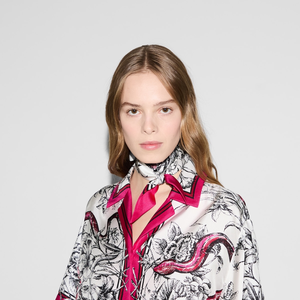 Printed silk neck bow - 4