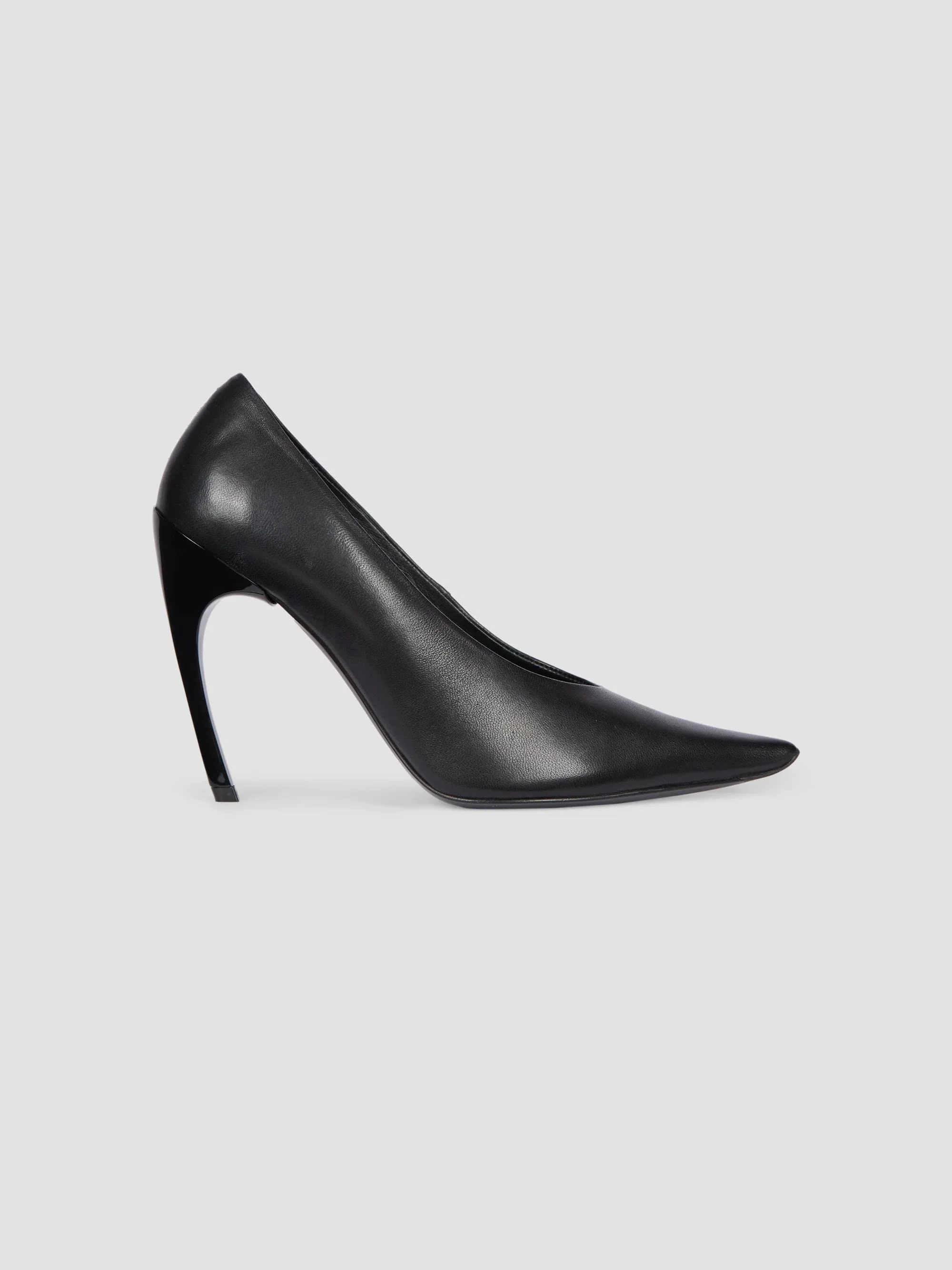 Women's Choc Decollette 100MM Leather Curved-Heel Pumps - Nero - 1