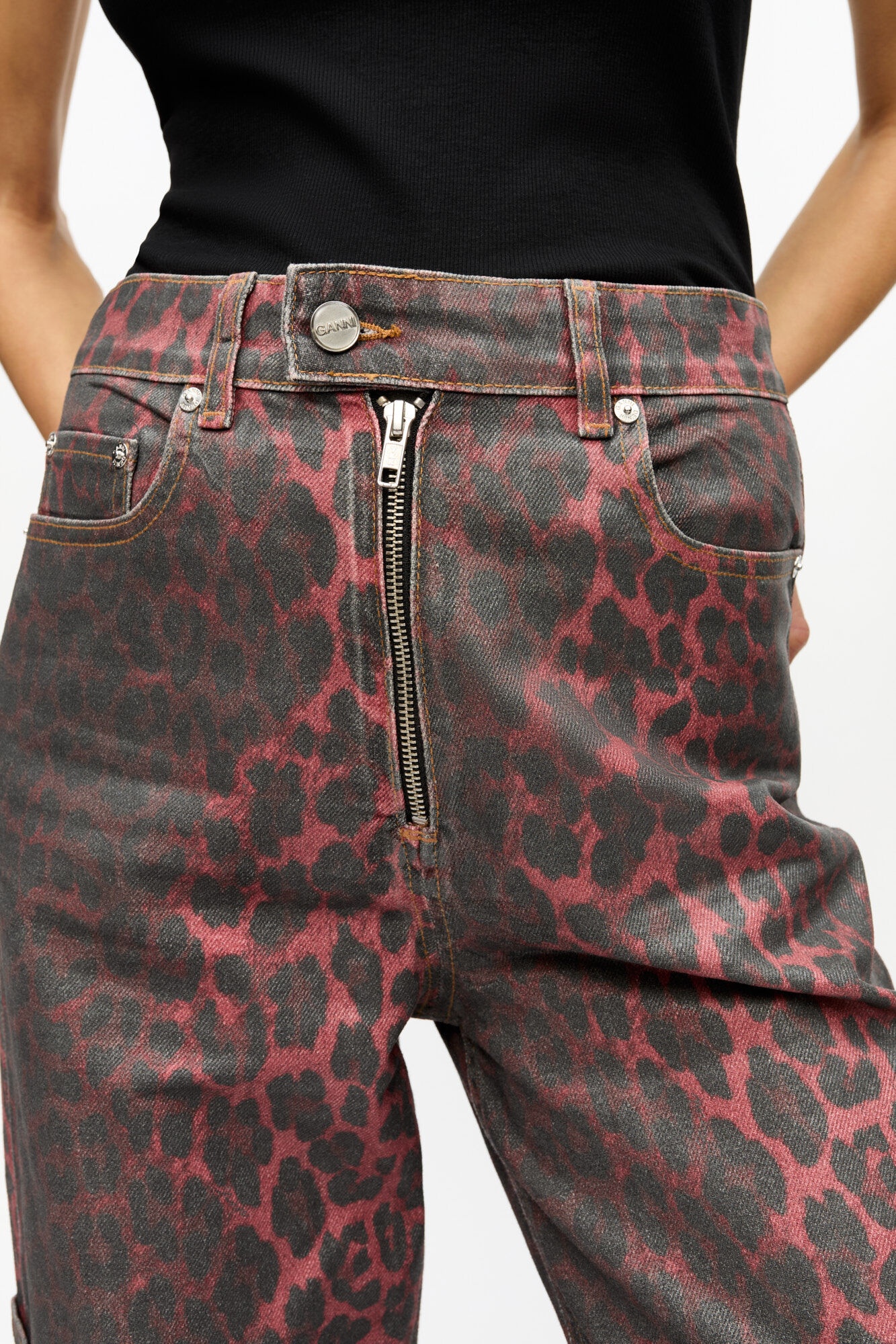 RED FOIL DENIM ANDI CARGO JEANS - 5