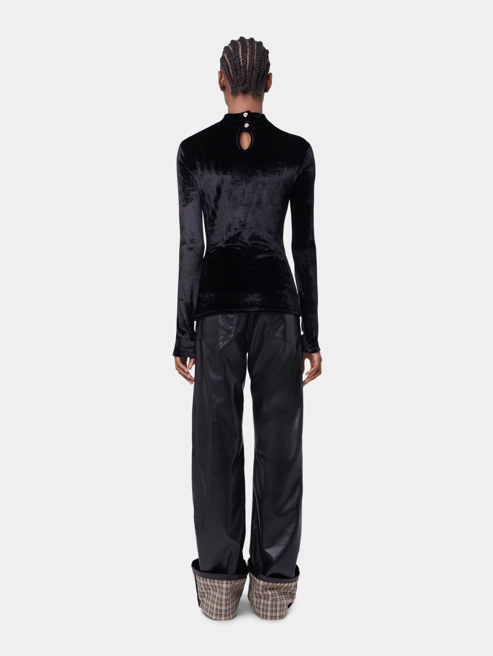 BLACK LONG-SLEEVED DRAPE TOP IN VELVET - 4