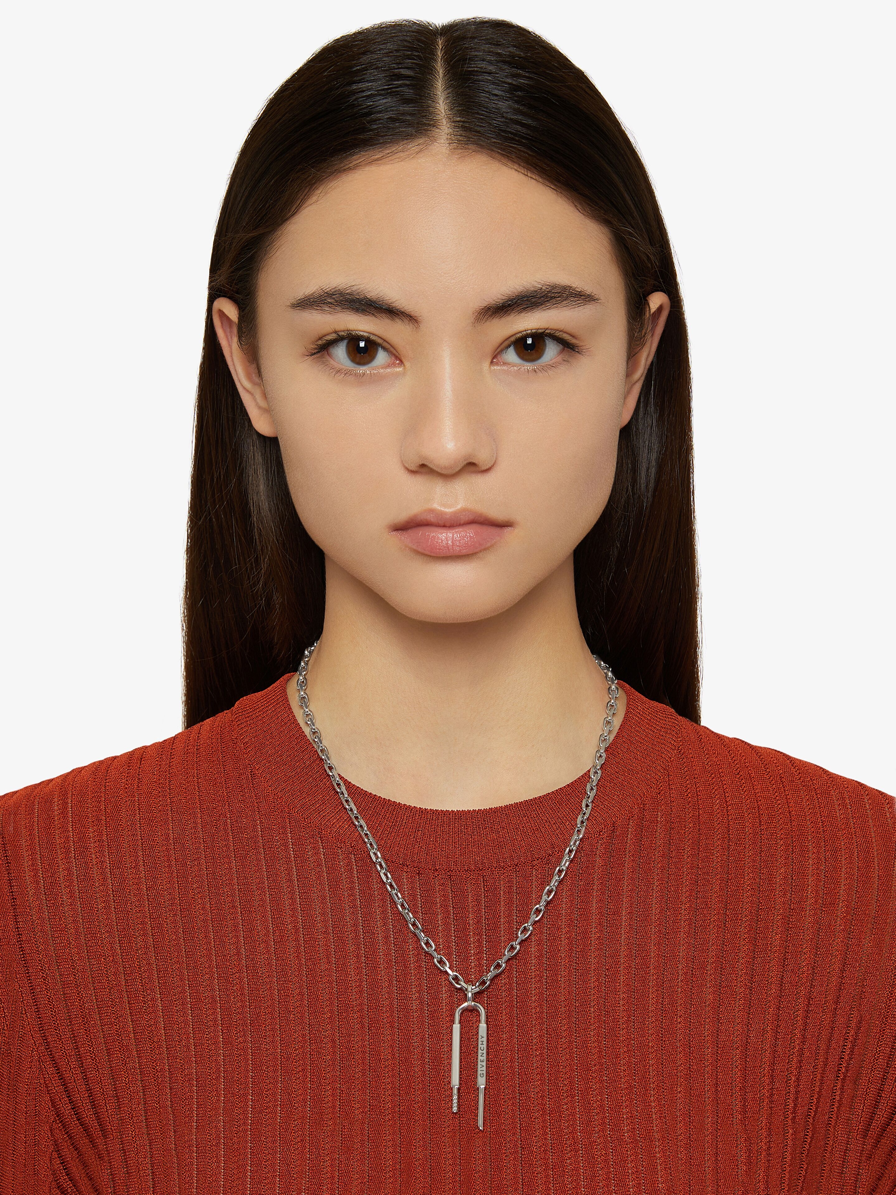 U LOCK NECKLACE IN METAL - 3