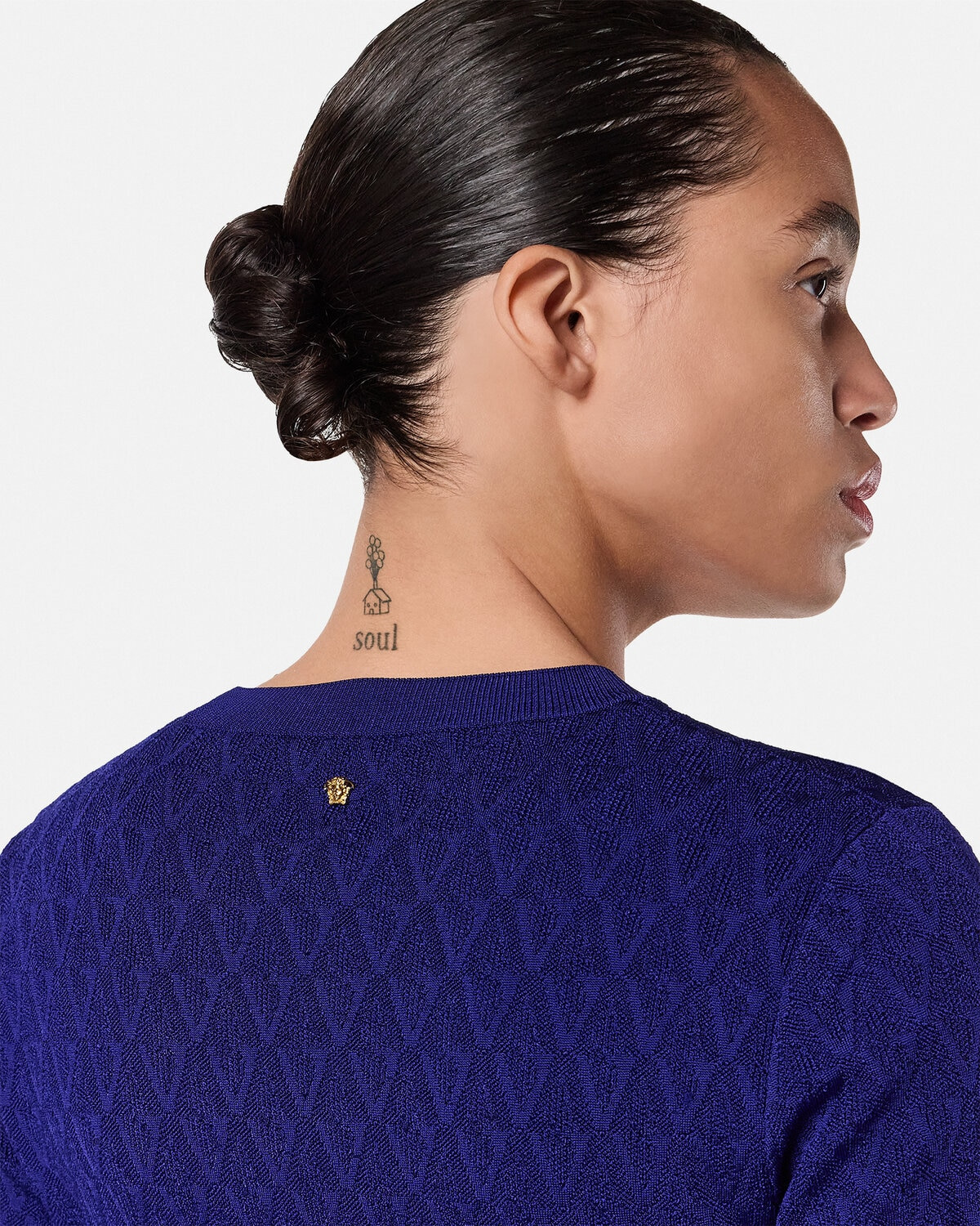 V Allover Jacquard Fitted Knit T-Shirt - 3