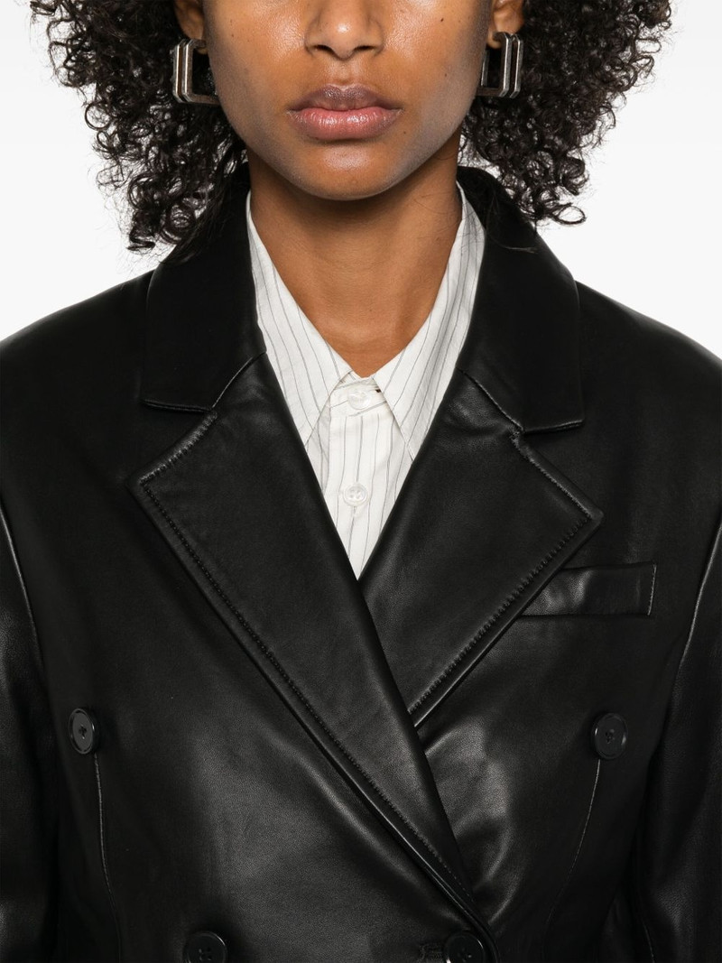Benetra blazer 5