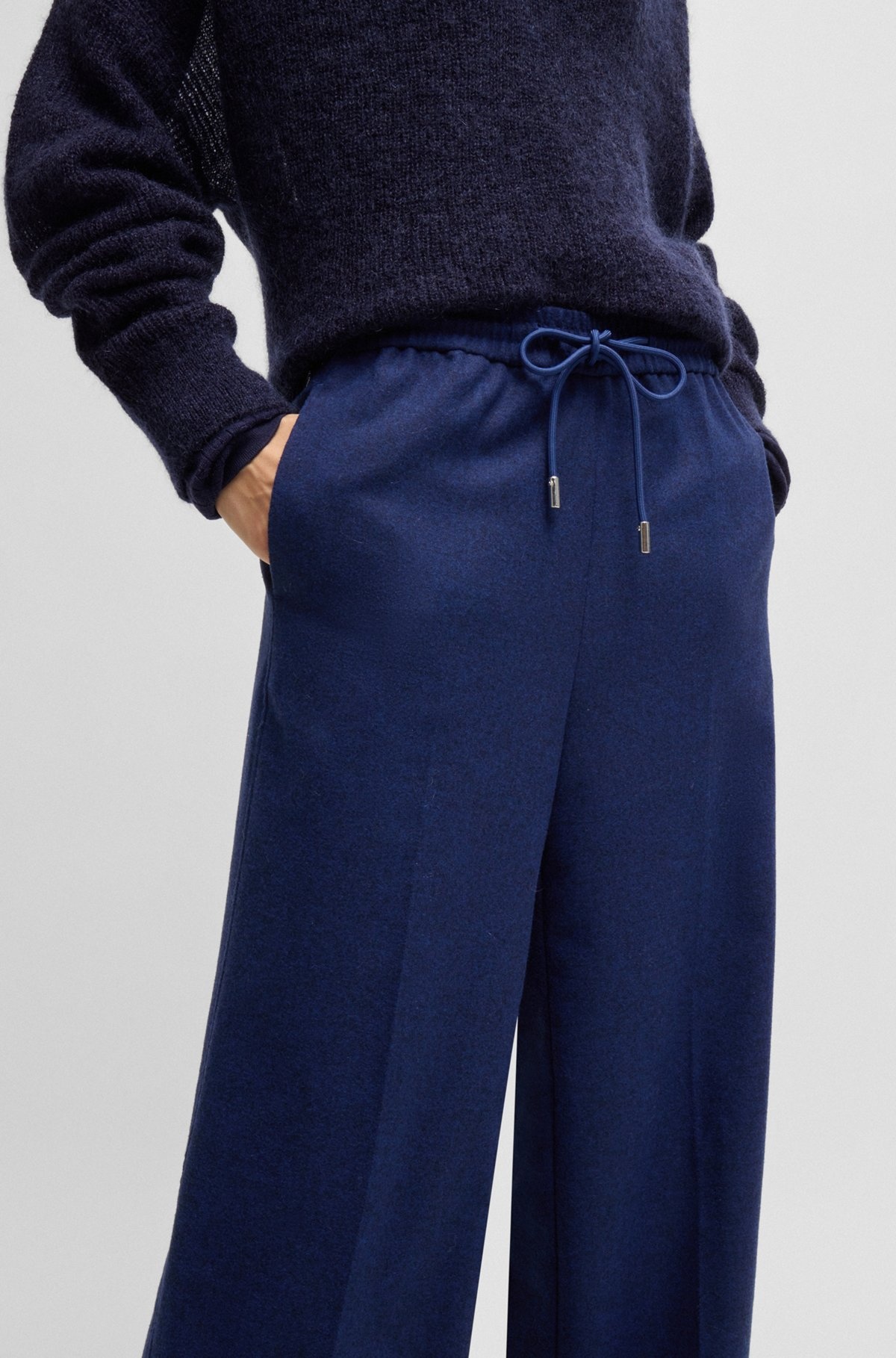 RELAXED-FIT TROUSERS WITH A WIDE LEG - 5