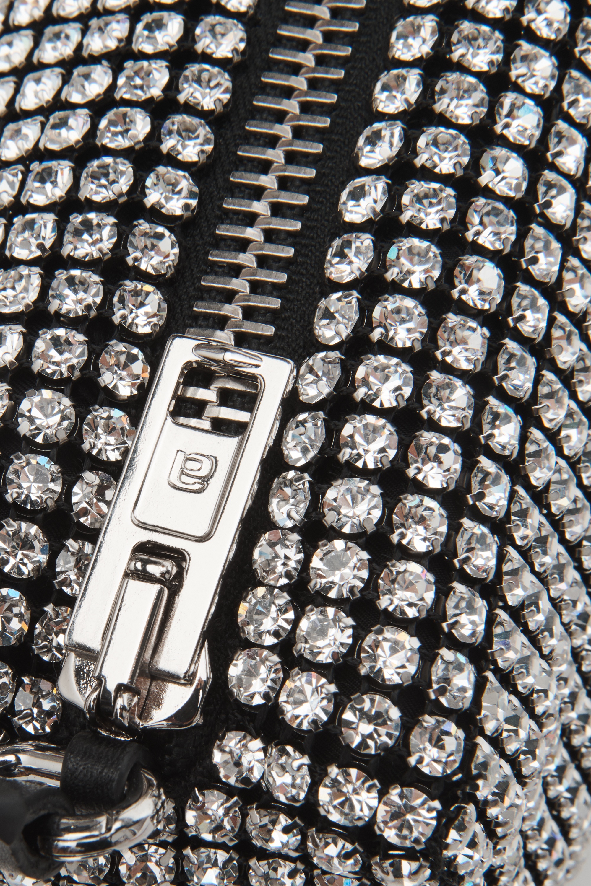 HEIRESS POUCH IN RHINESTONE MESH - 4