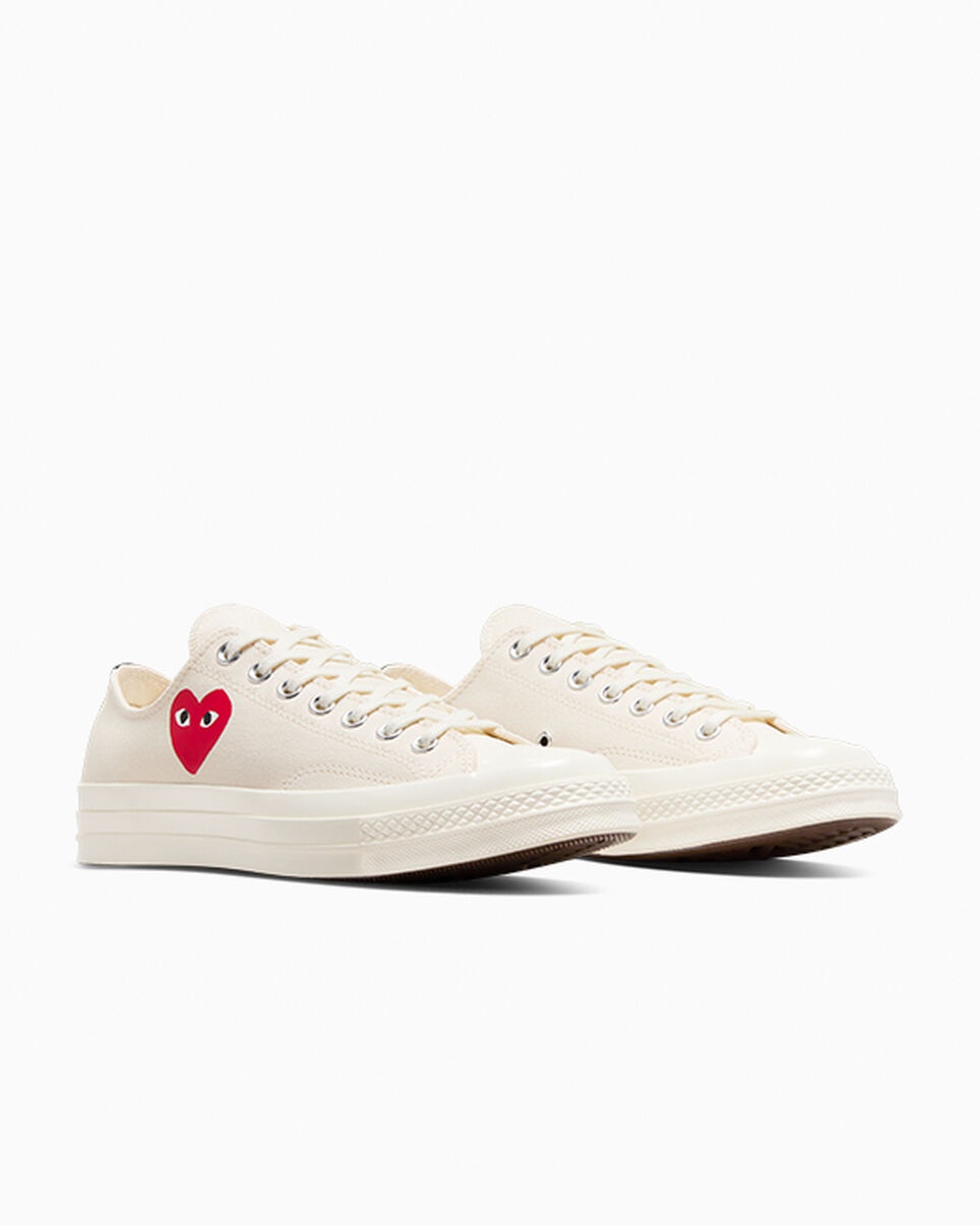 PLAY Comme des Garçons Single Heart Chuck 70 - 4