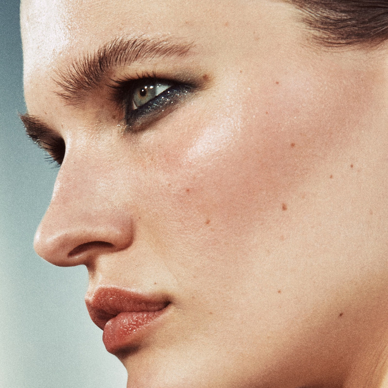 Lip & Cheek Oil 4