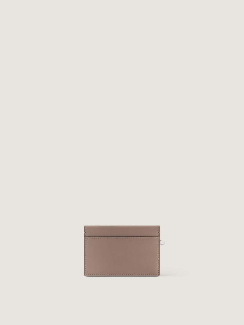 Givenchy PINCH CARD HOLDER IN LEATHER outlook