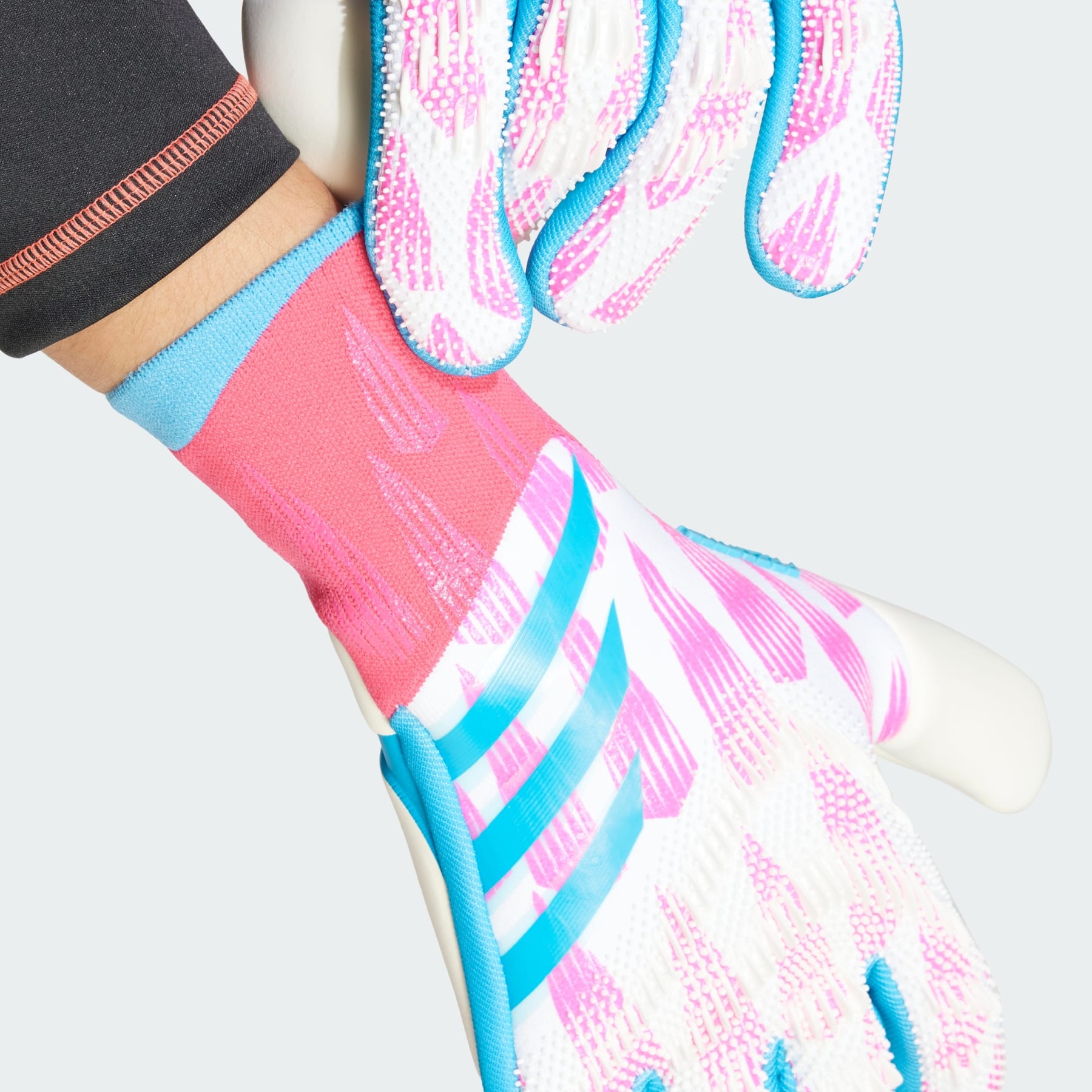 Predator Pro Goalkeeper Gloves - 6