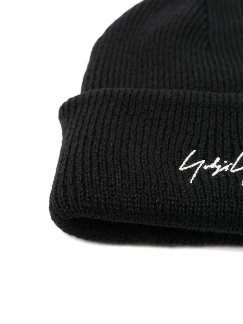 Y-3 signature-embroidered beanie outlook