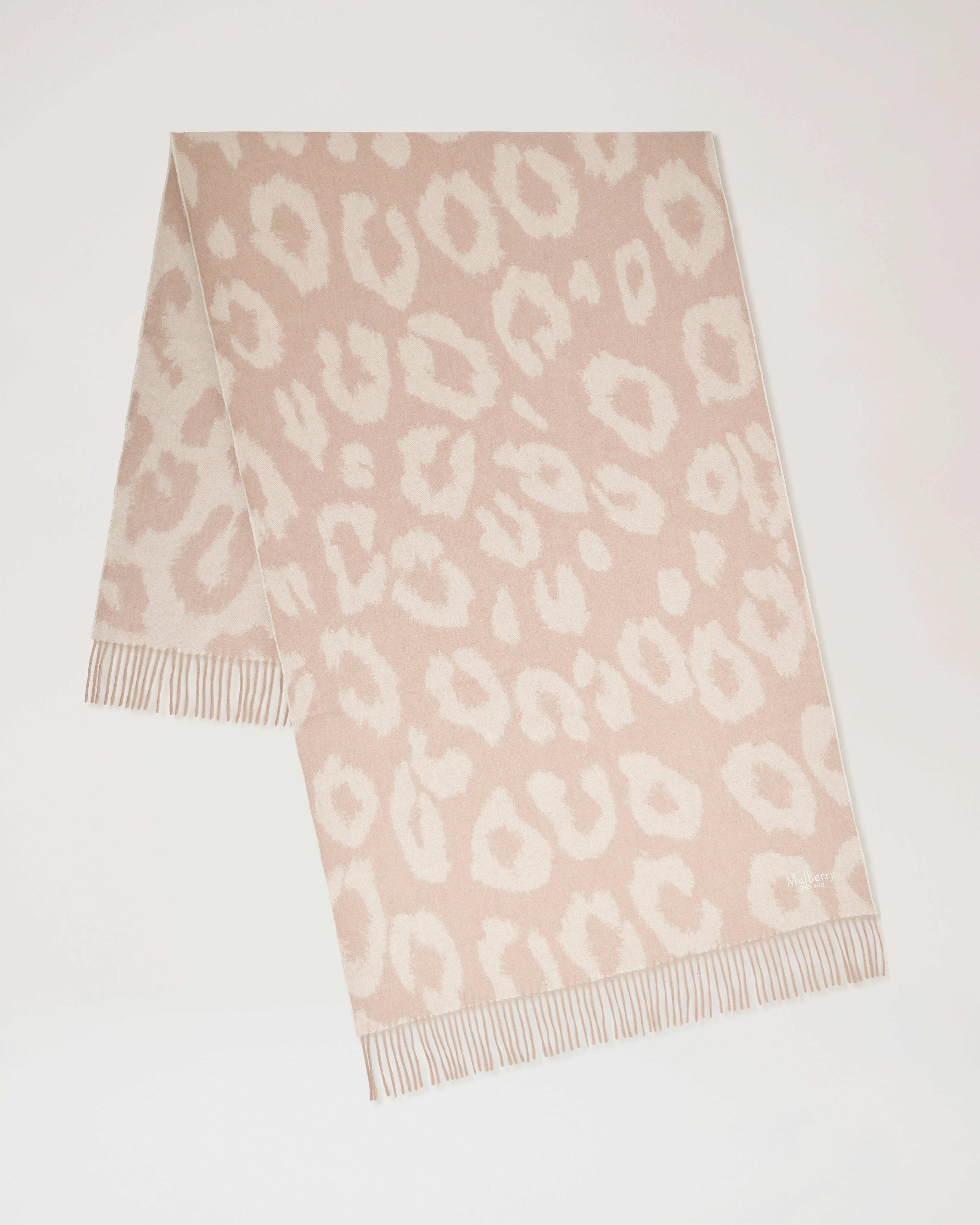 Leopard Merino Wool Scarf
Maple & Ecru Merino Wool - 1