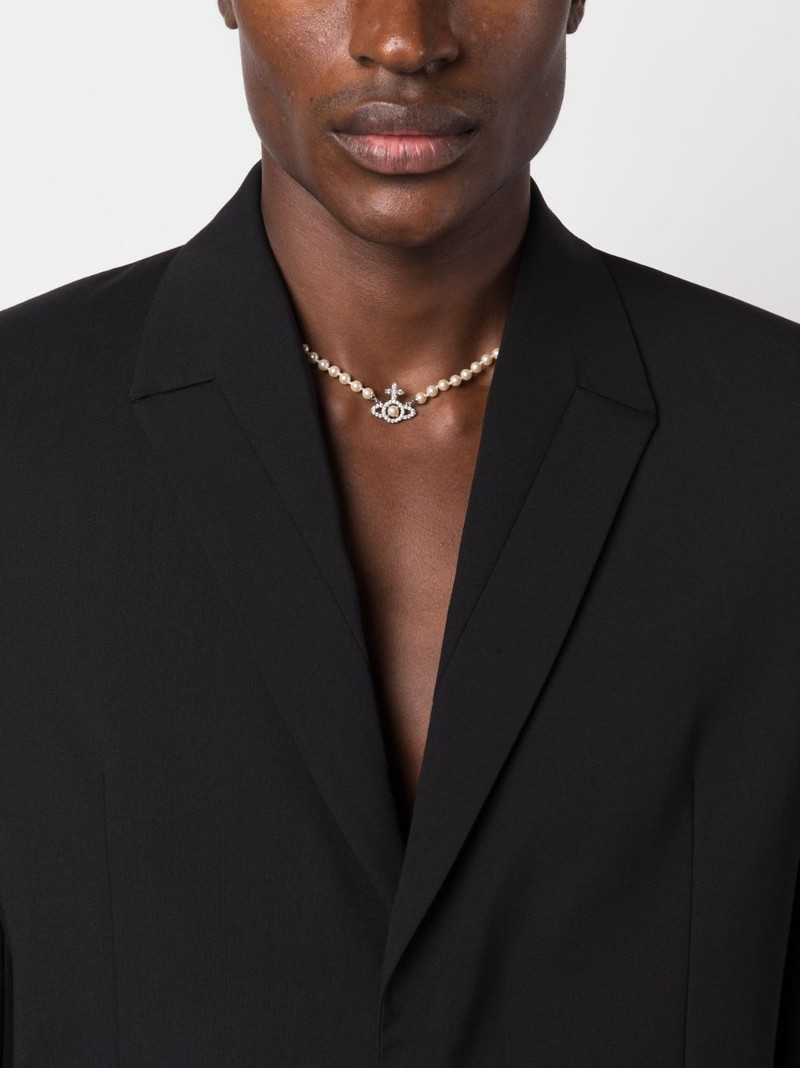 Vivienne Westwood Mini Bas Relief pearl necklace outlook