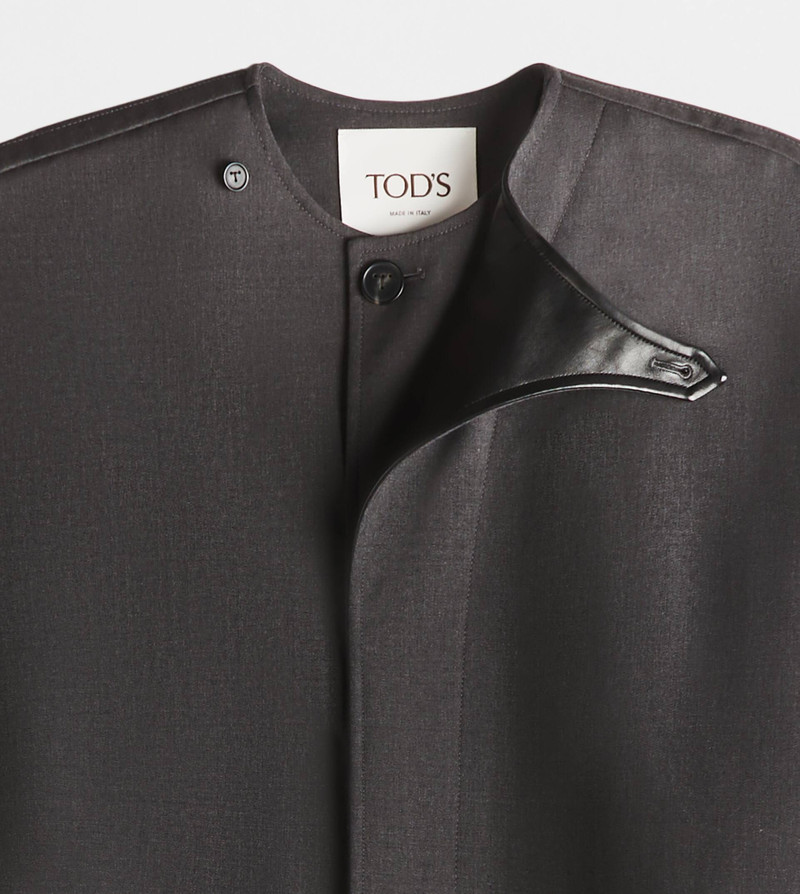 CAPE WITH LEATHER INSERTS - GREY 8