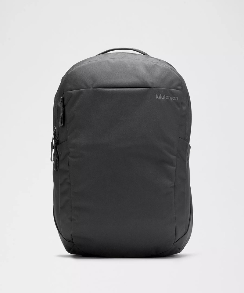 Triple-Zip Backpack 28L *Tech Canvas 1