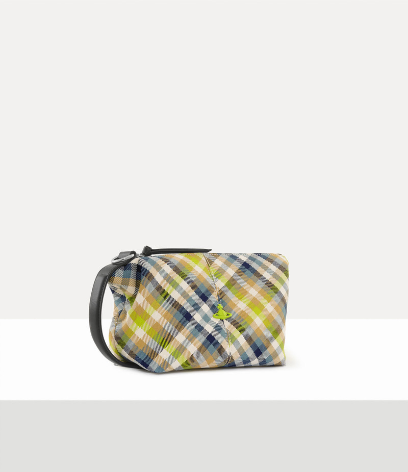 WASH BAG 4