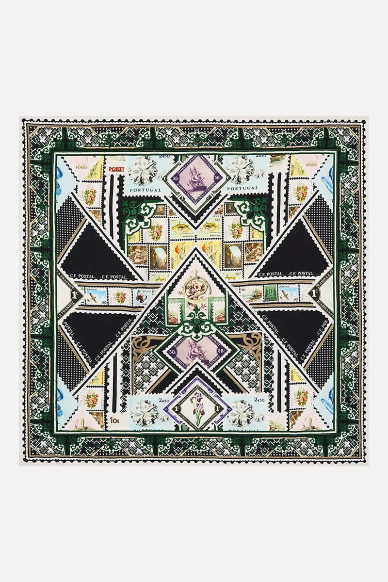 CAMILLA LARGE SQUARE SCARF outlook