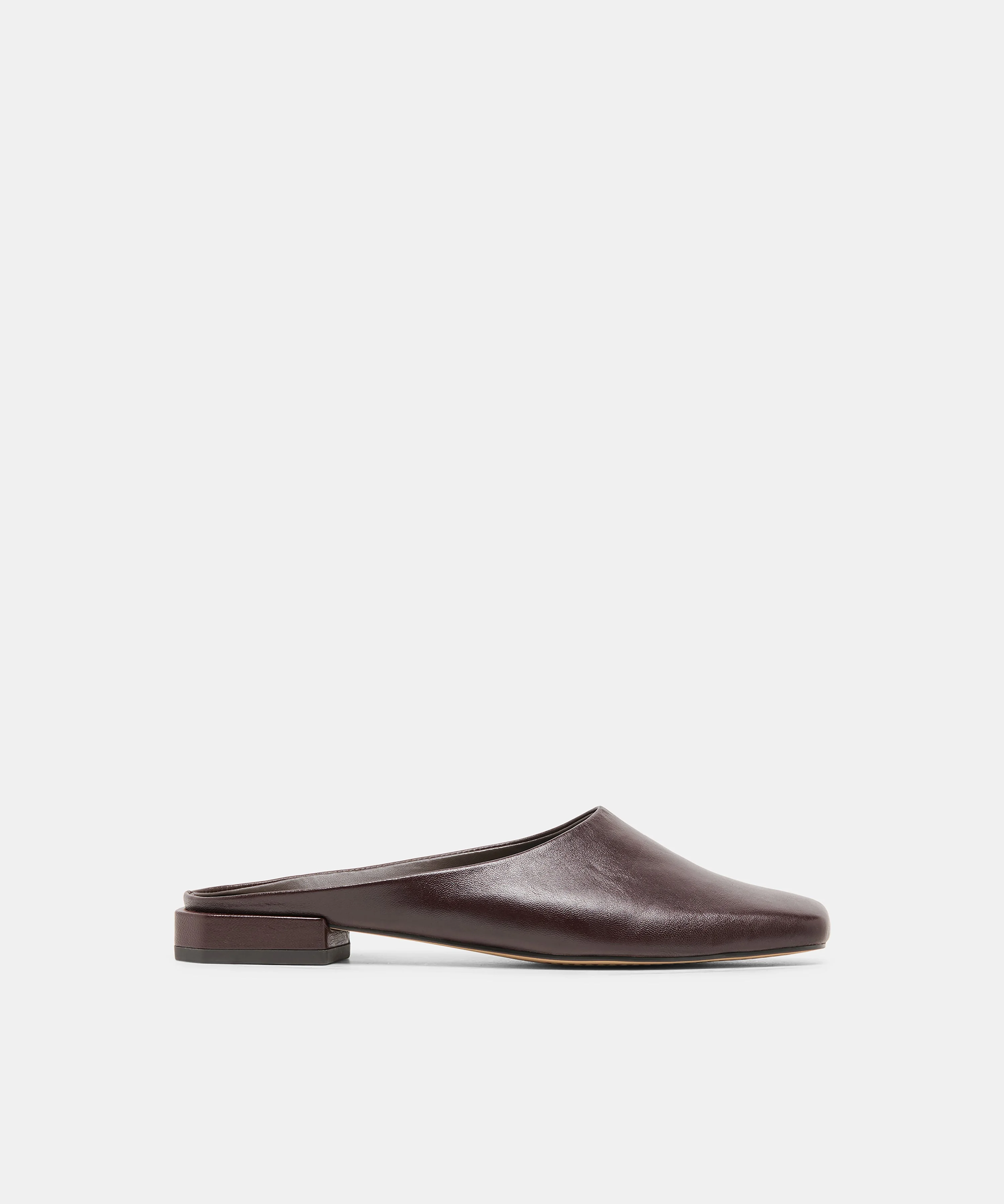 MACLYN FLATS BLACK CHERRY LEATHER - 1