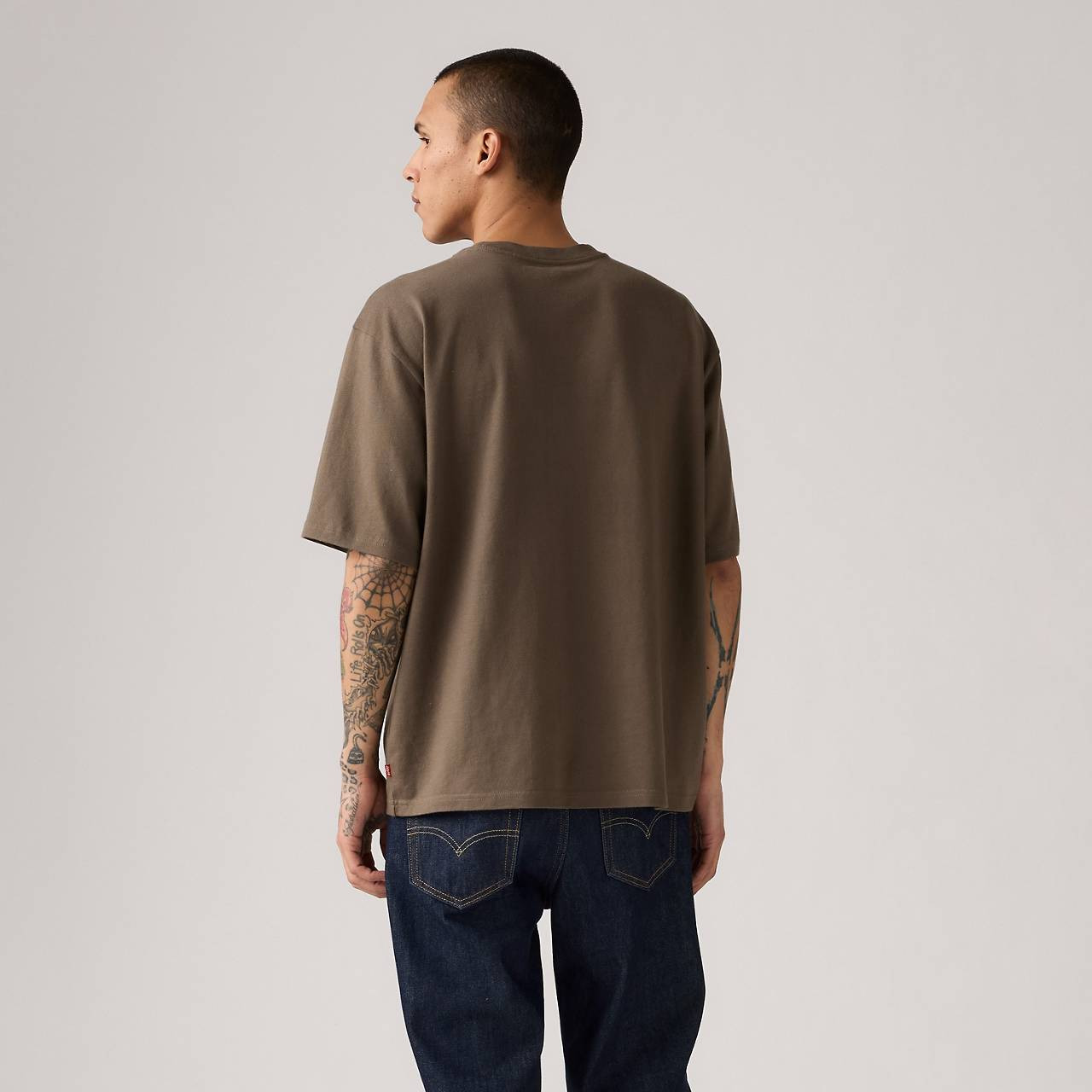 HALF-SLEEVE T-SHIRT - 3